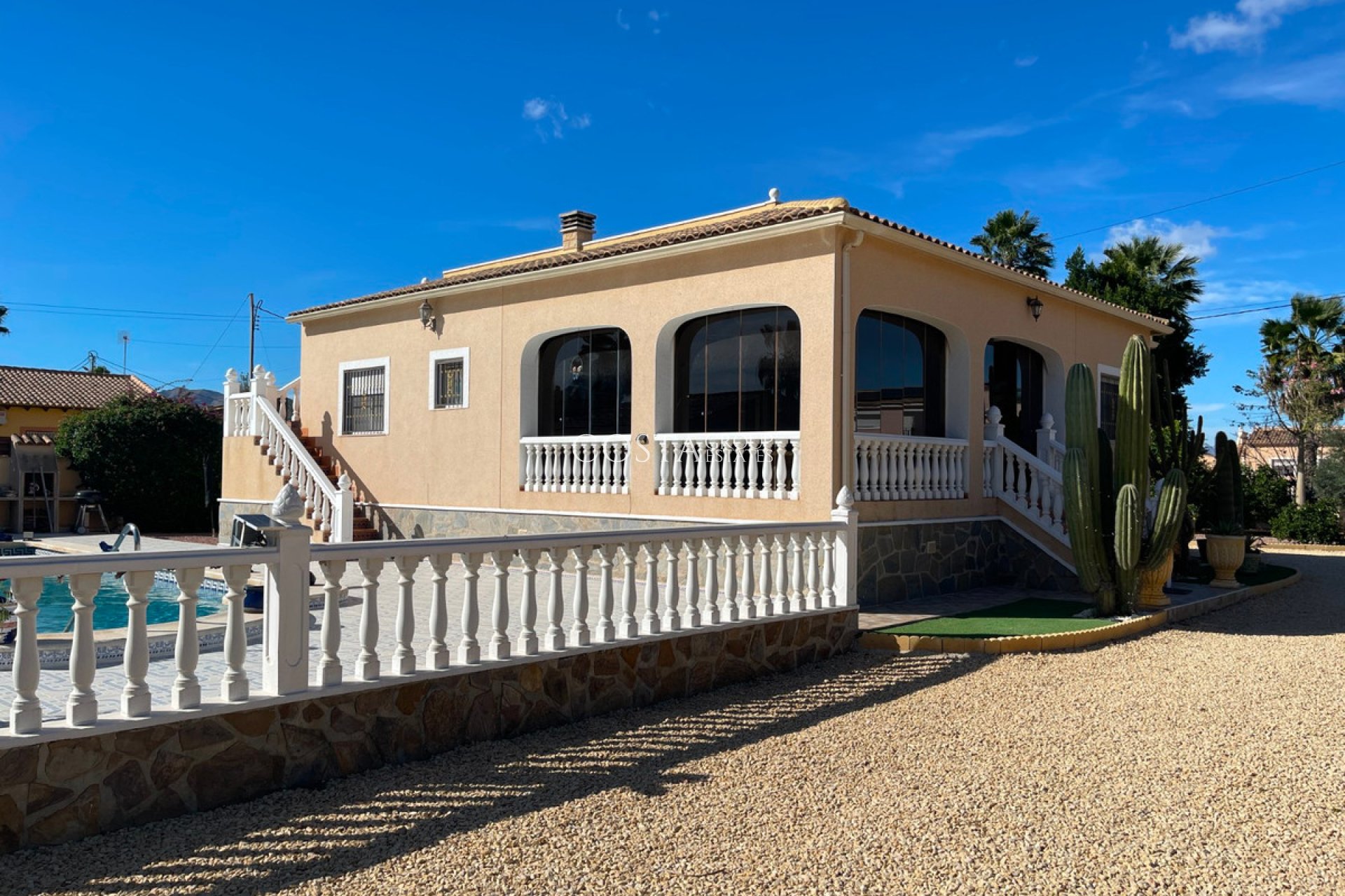 Wiederverkauf - Villa -
Catral - Catral Centro