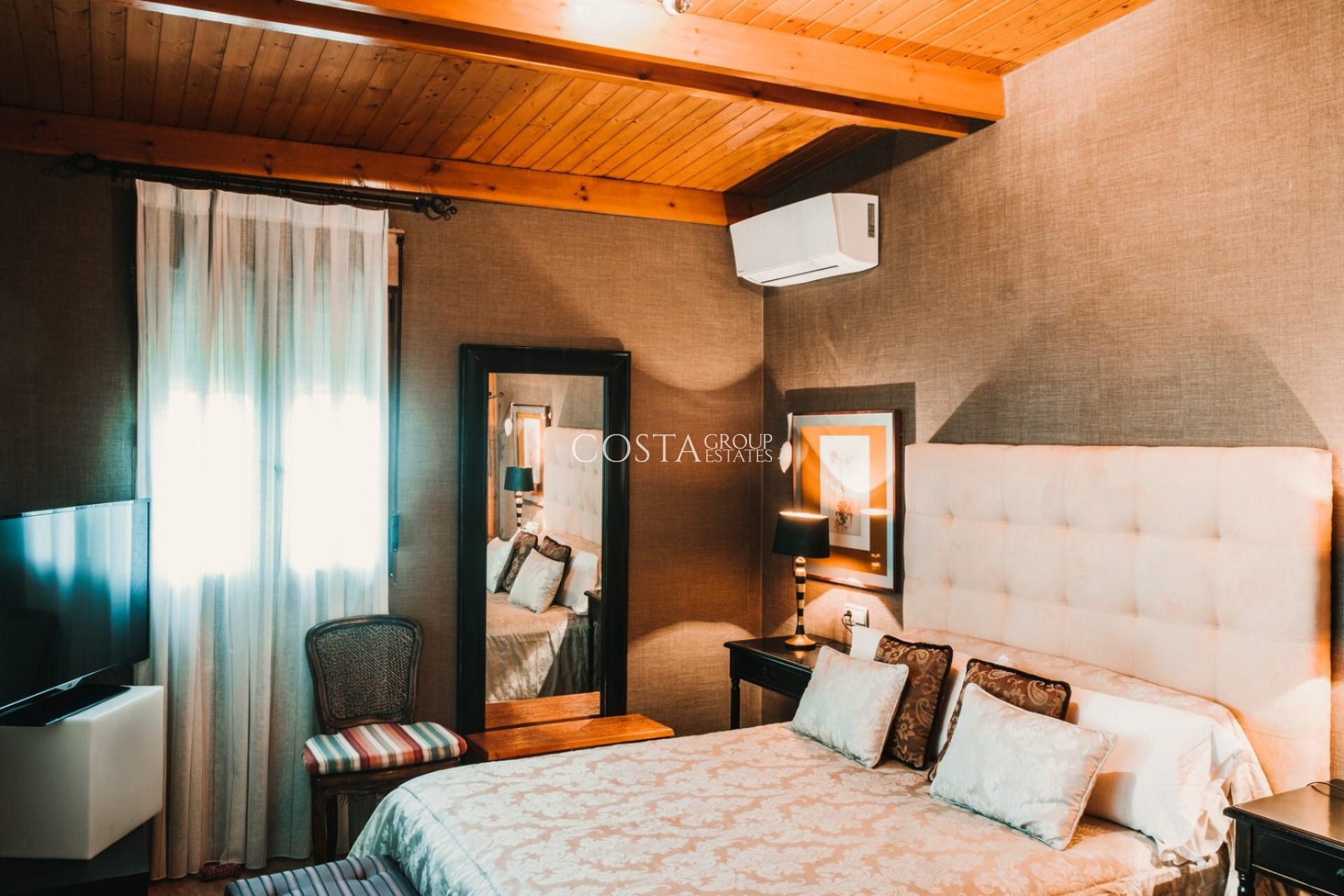 Wiederverkauf - Villa -
Catral