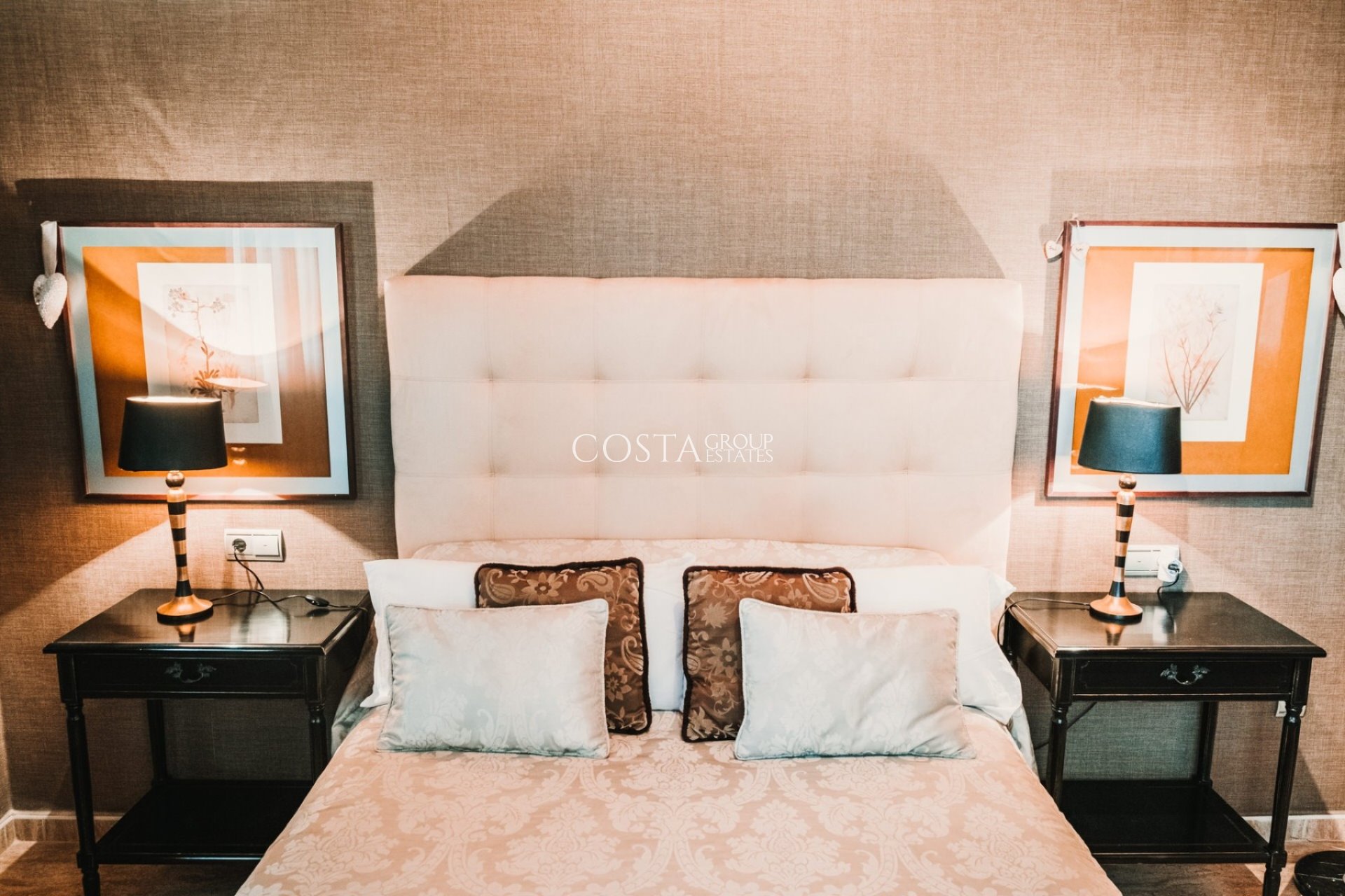 Wiederverkauf - Villa -
Catral