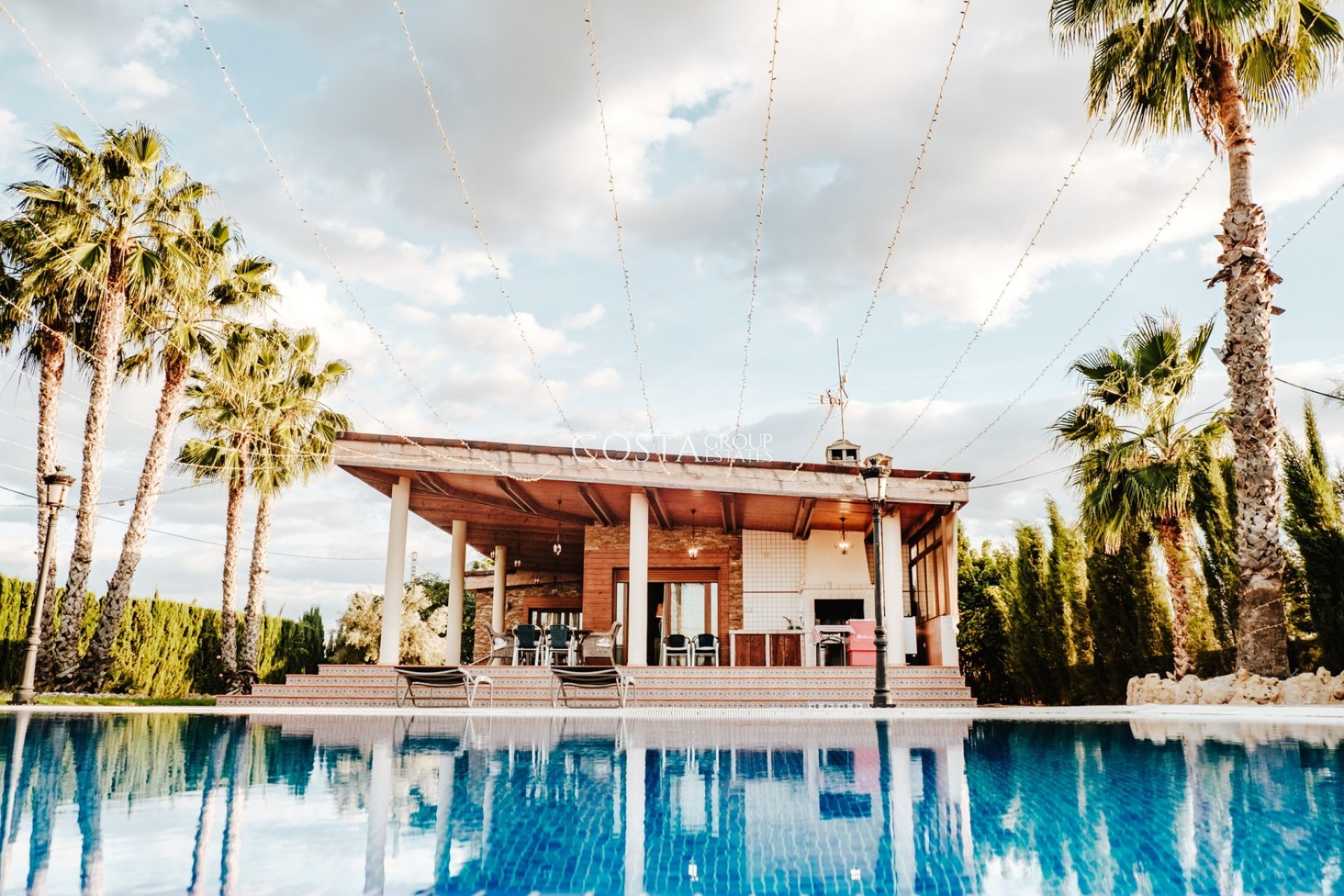 Wiederverkauf - Villa -
Catral