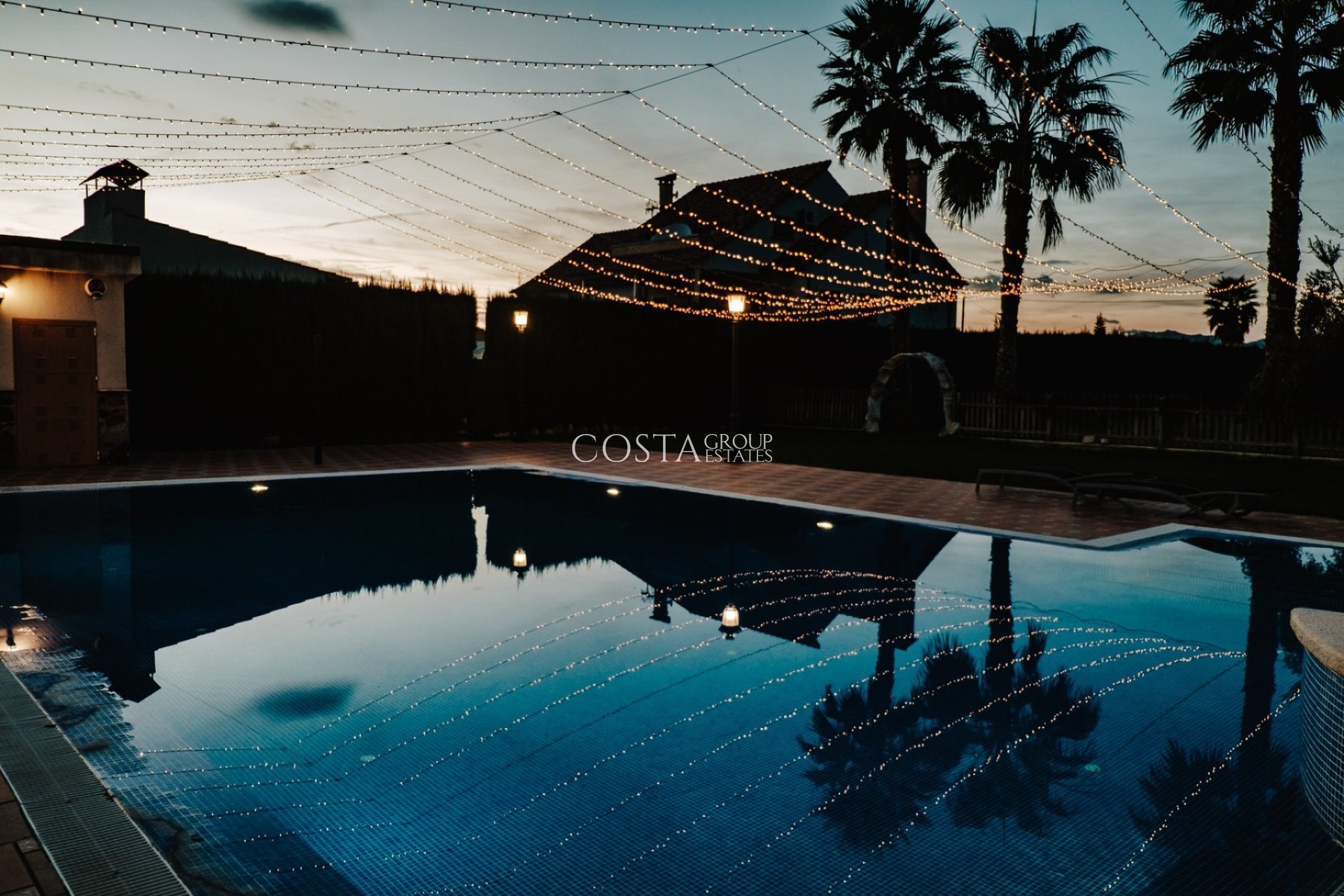 Wiederverkauf - Villa -
Catral