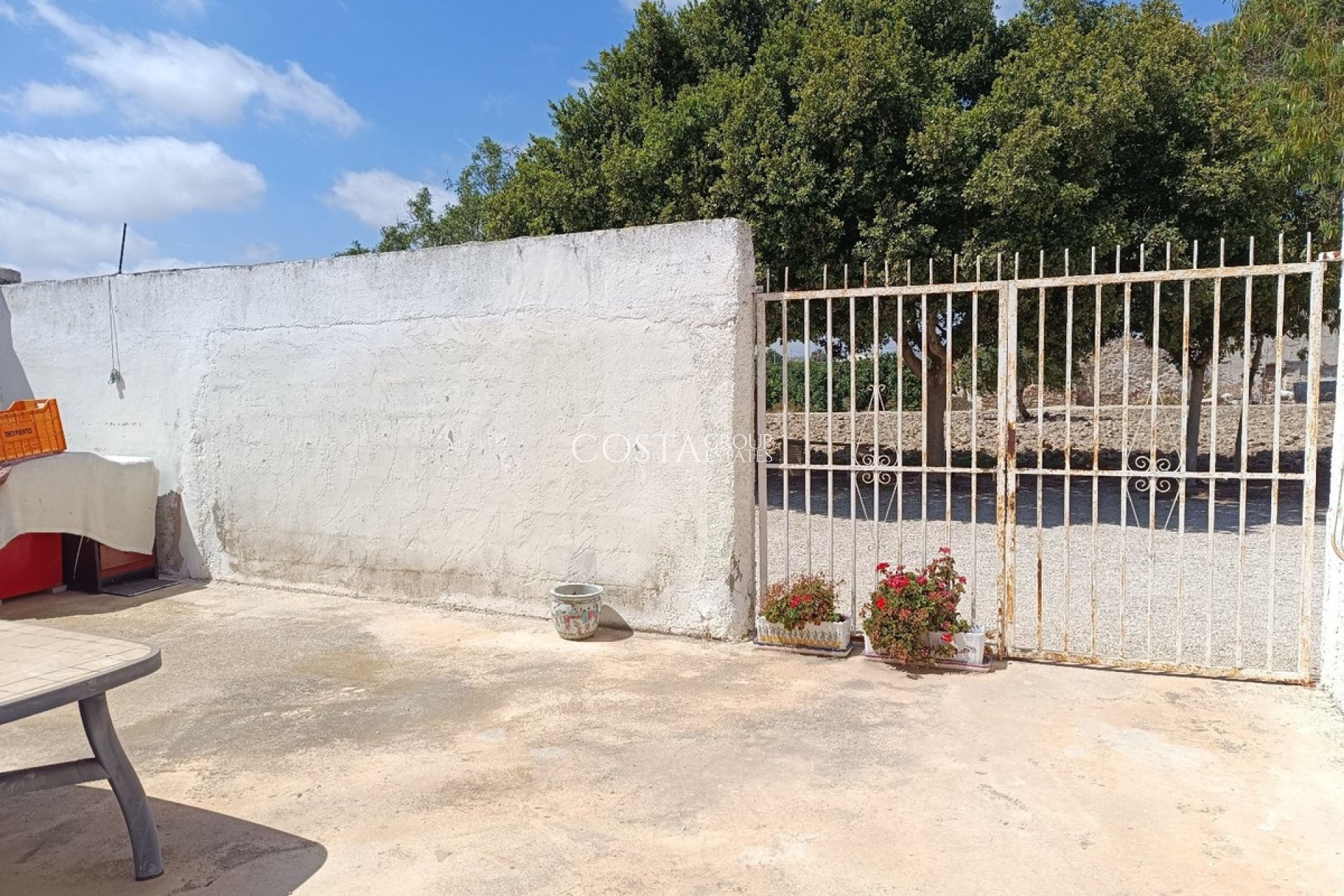 Wiederverkauf - Villa -
Daya Vieja - Daya Vieja Centro