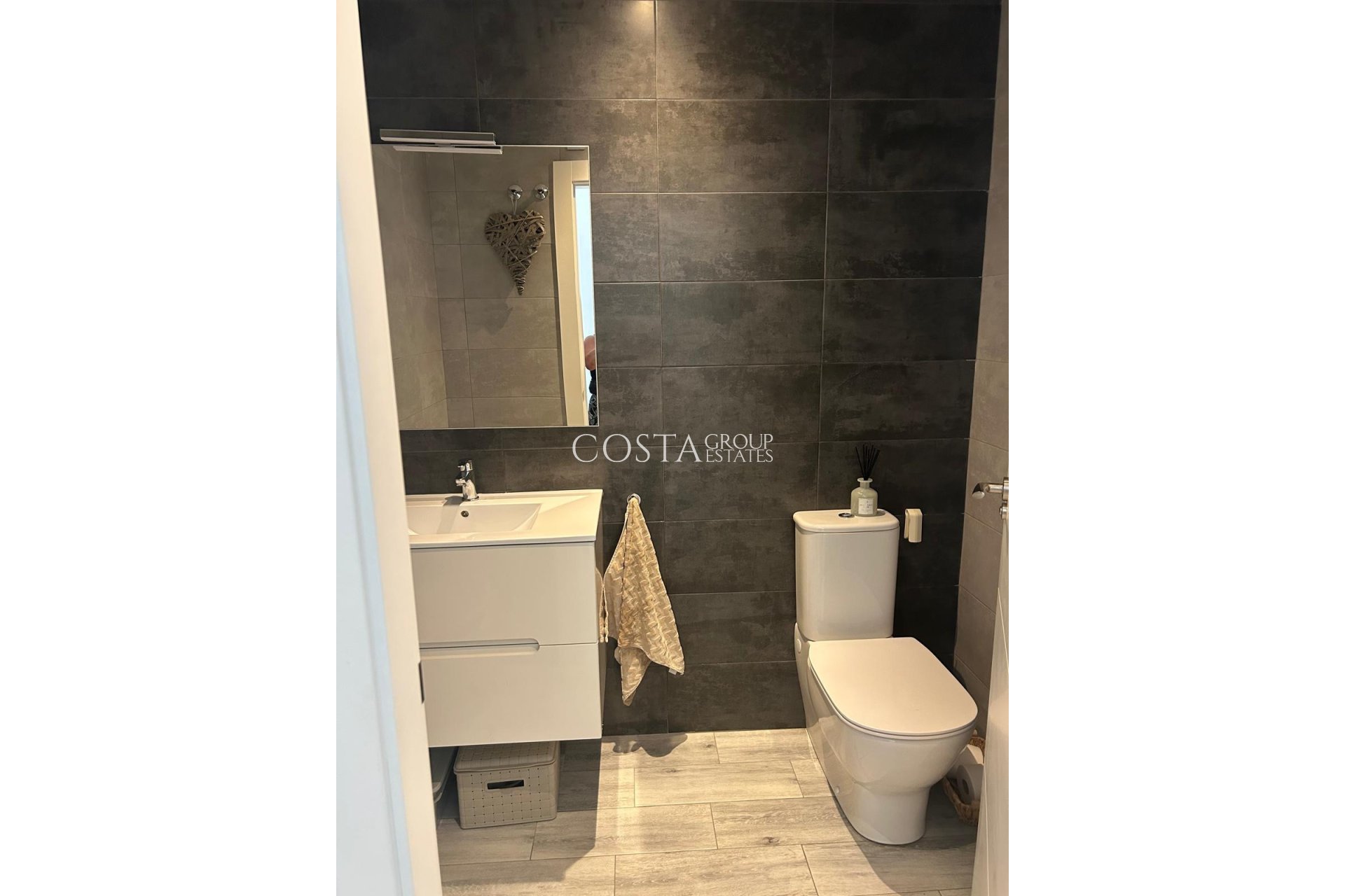 Wiederverkauf - Villa -
Daya Vieja - Daya Vieja Centro