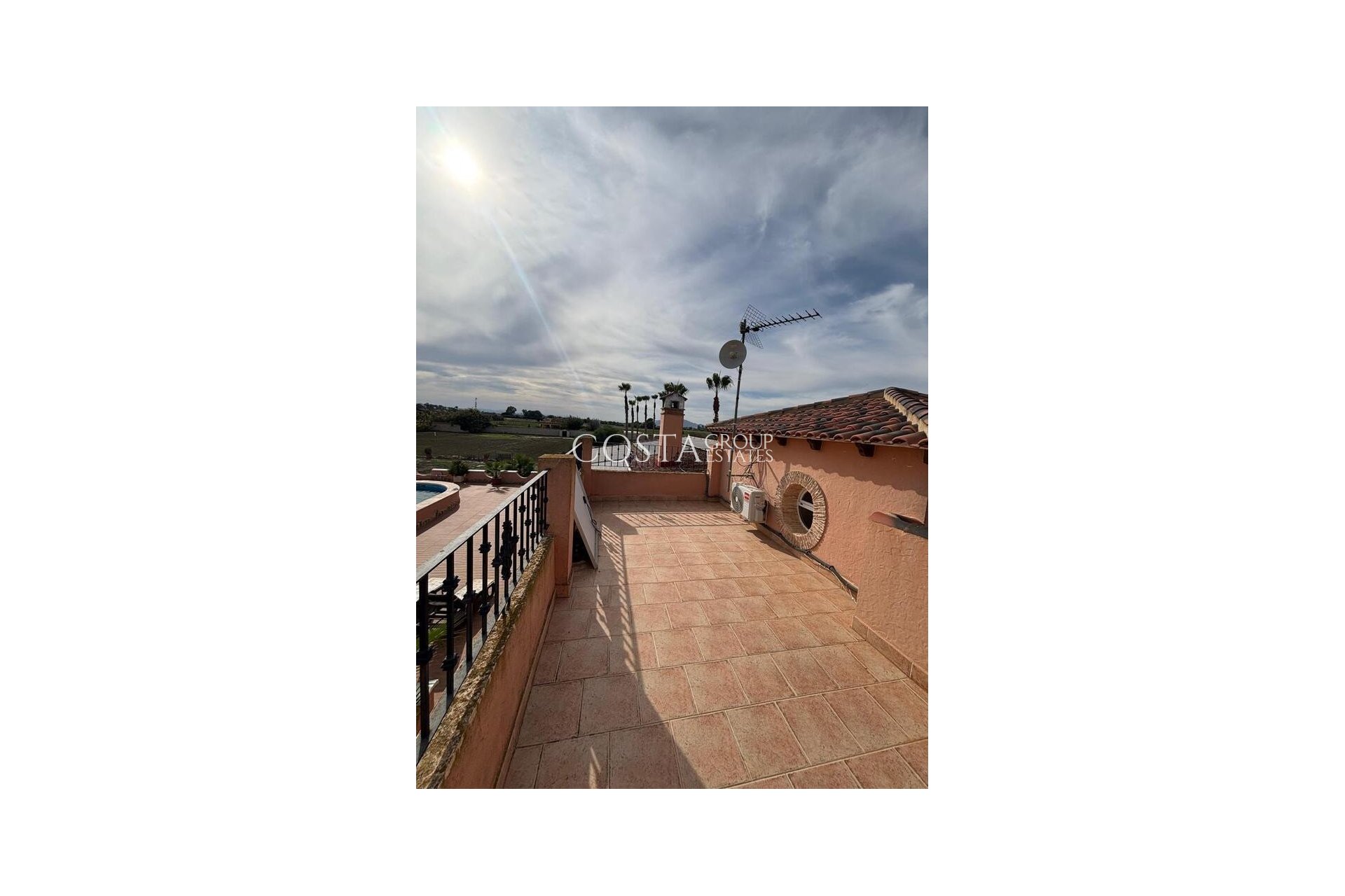 Wiederverkauf - Villa -
Dolores - Dolores Centro