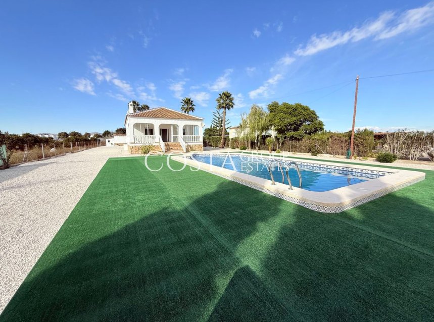 Wiederverkauf - Villa -
Dolores - Dolores Centro