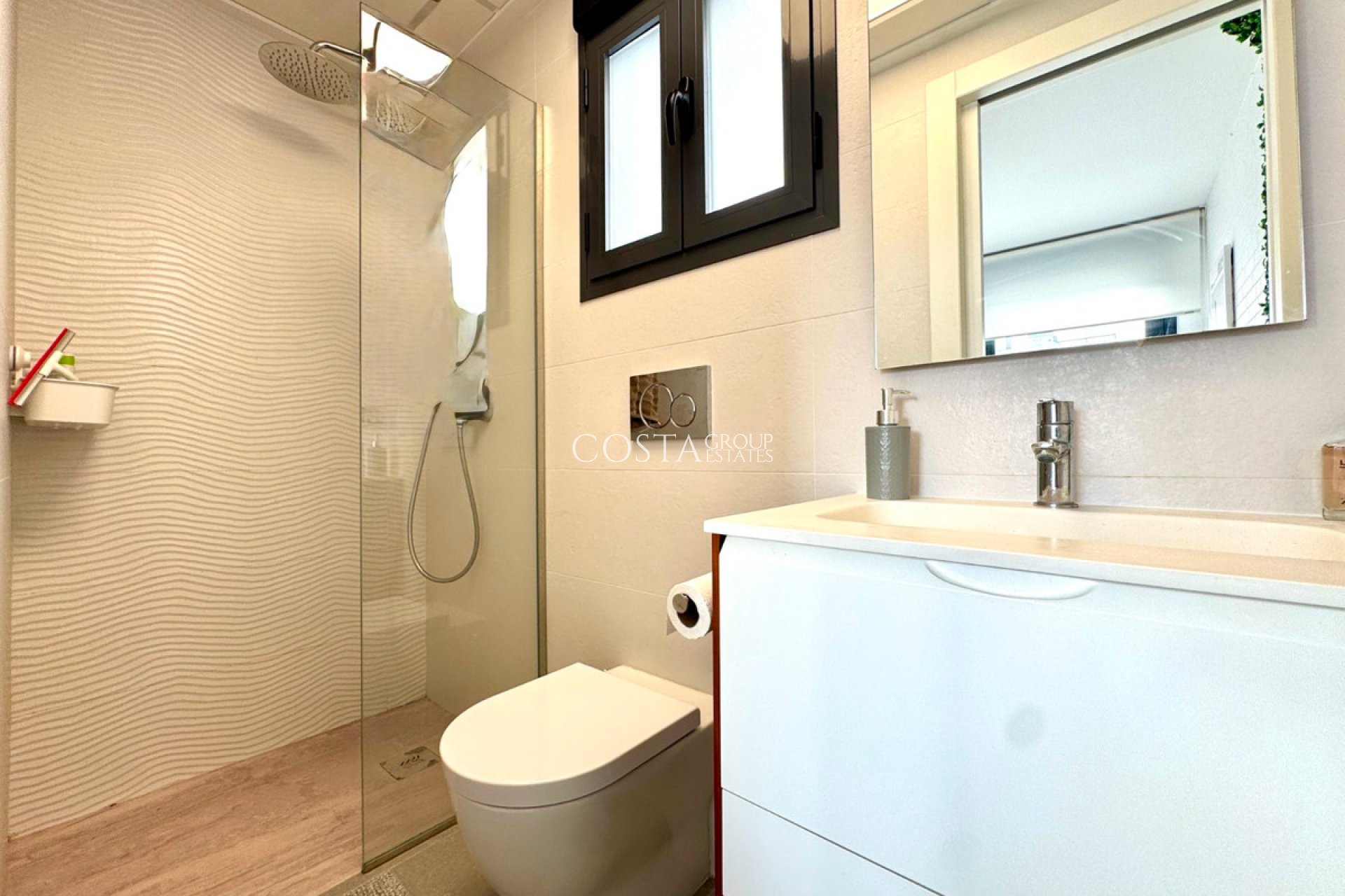 Wiederverkauf - Villa -
Guardamar del Segura - Guardamar del Segura Centro