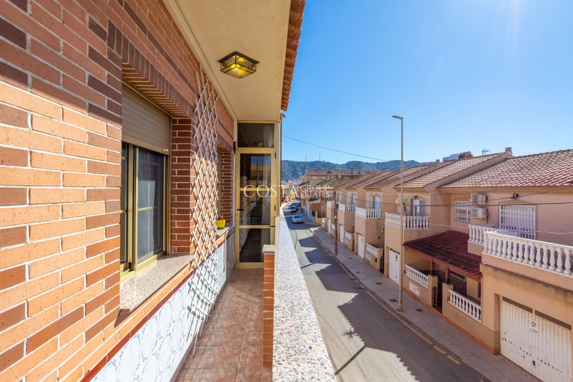 Wiederverkauf - Villa -
La Union - La Union Centro