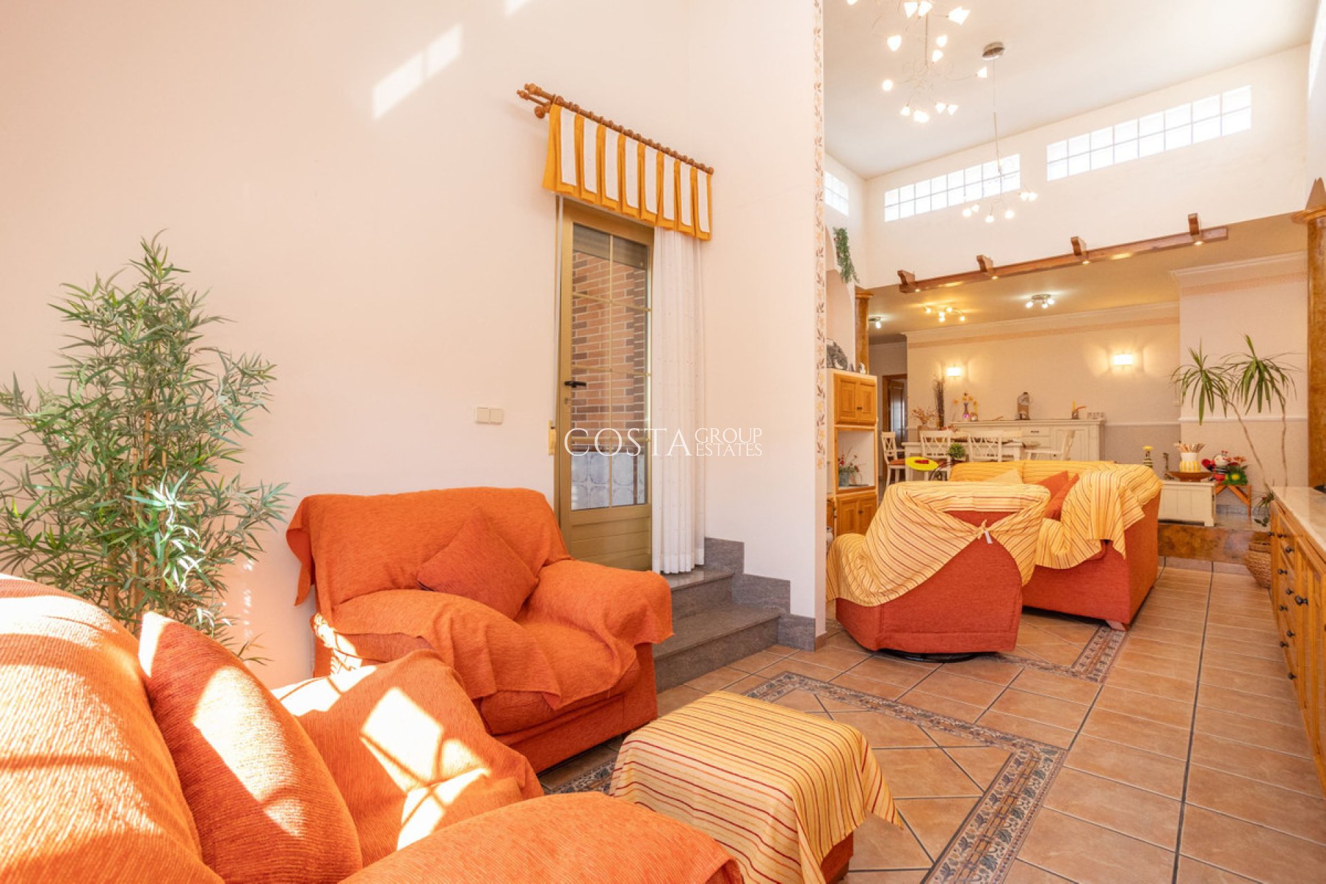 Wiederverkauf - Villa -
La Union - La Union Centro