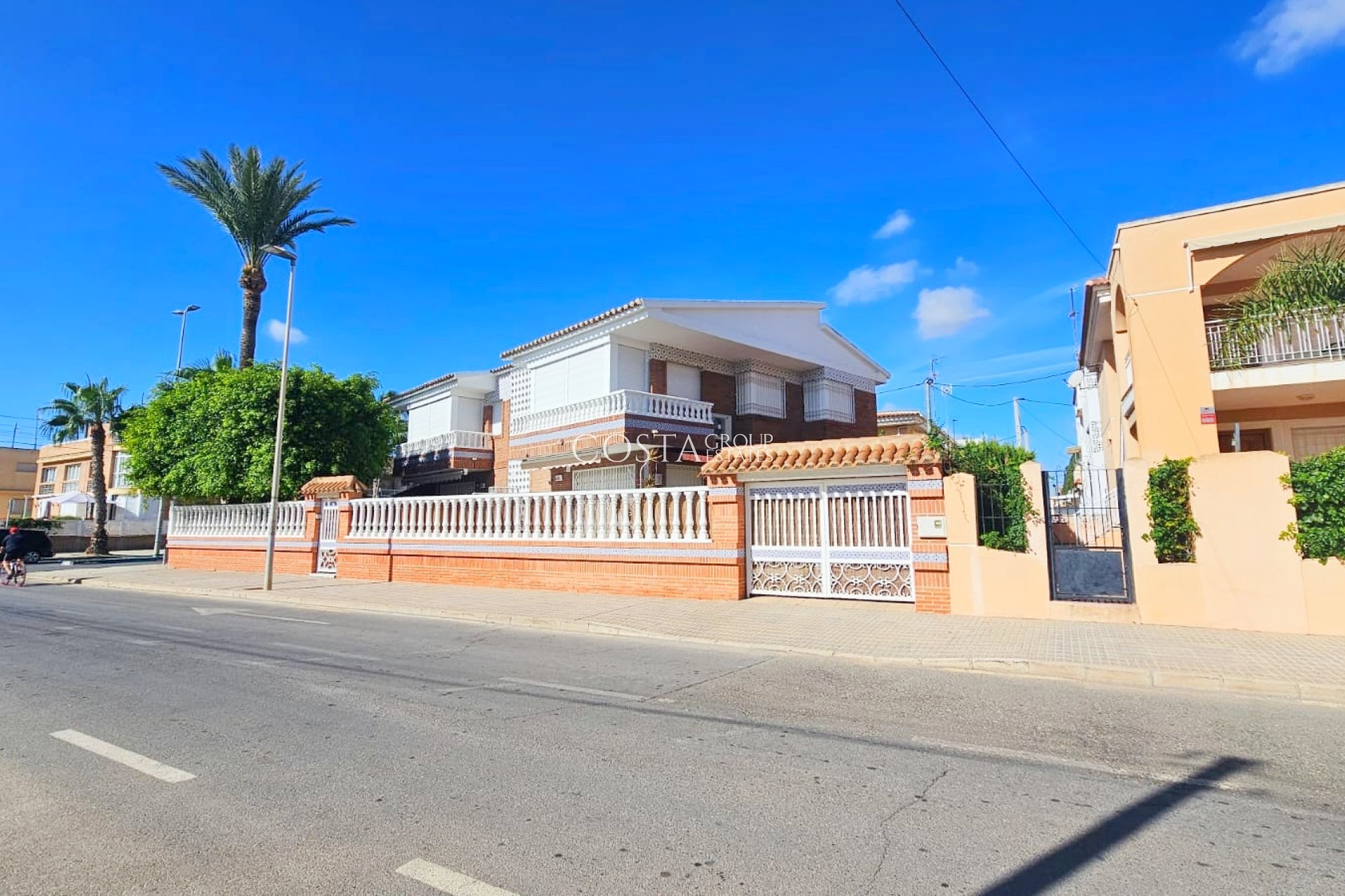 Wiederverkauf - Villa -
Los Alcazares