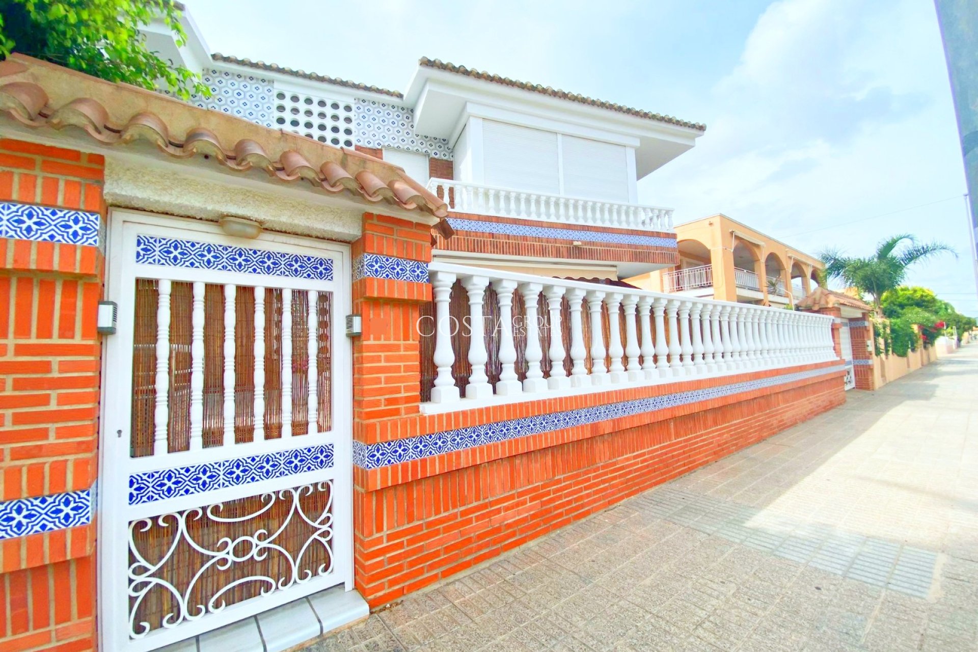 Wiederverkauf - Villa -
Los Alcazares