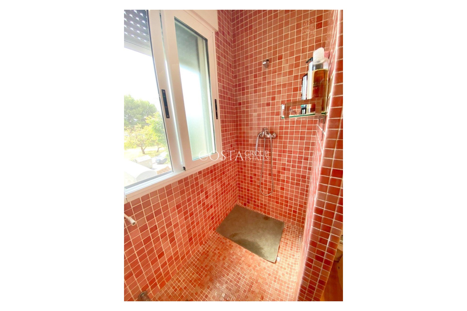 Wiederverkauf - Villa -
Los Alcazares