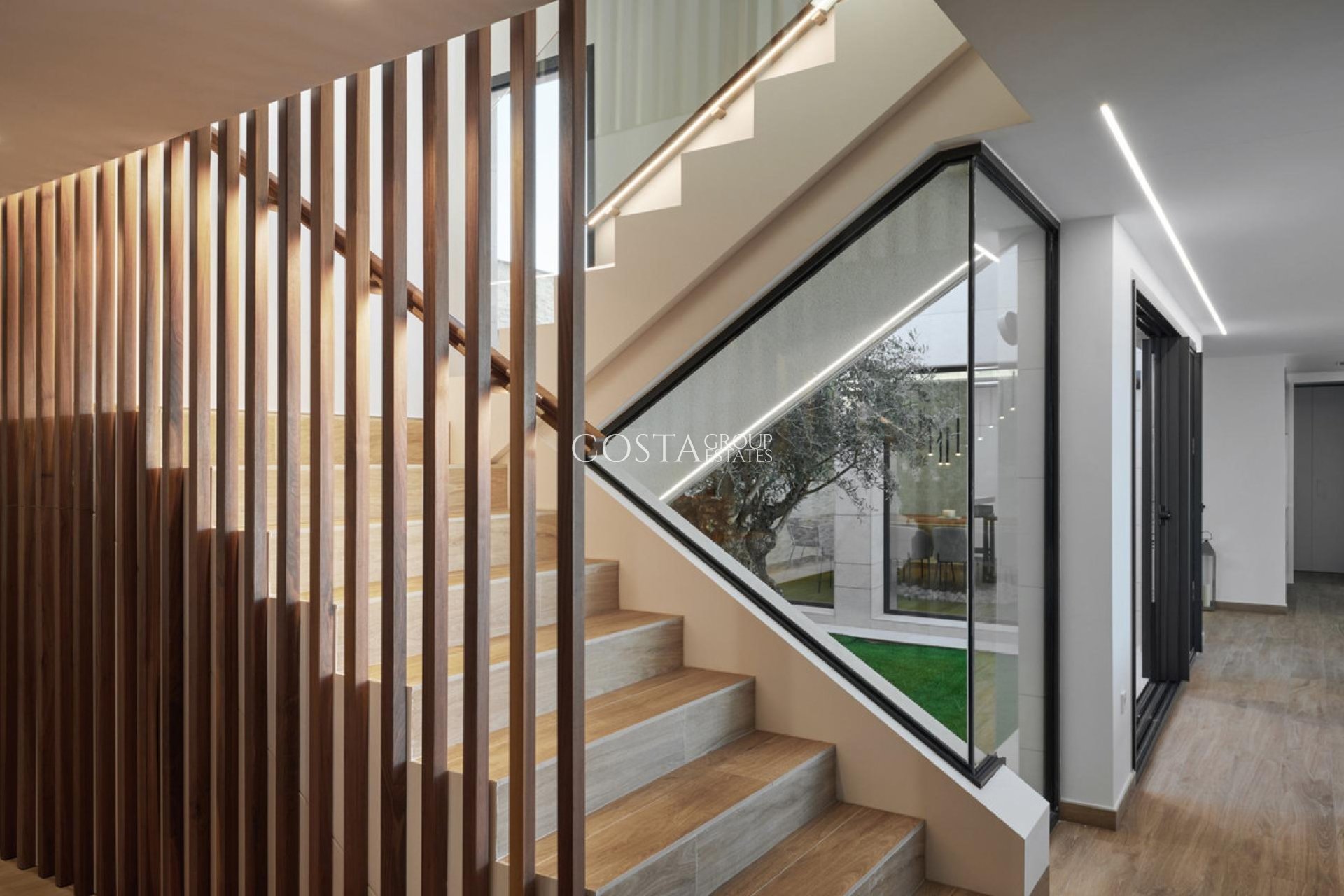 Wiederverkauf - Villa -
Molina De Segura - Molina de Segura Centro