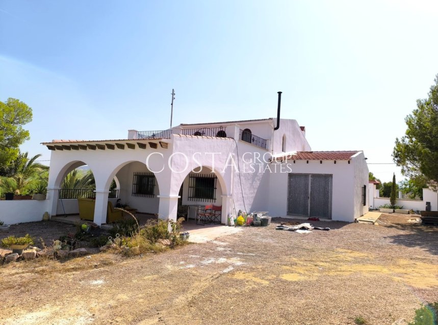 Wiederverkauf - Villa -
Novelda - Novelda Centro