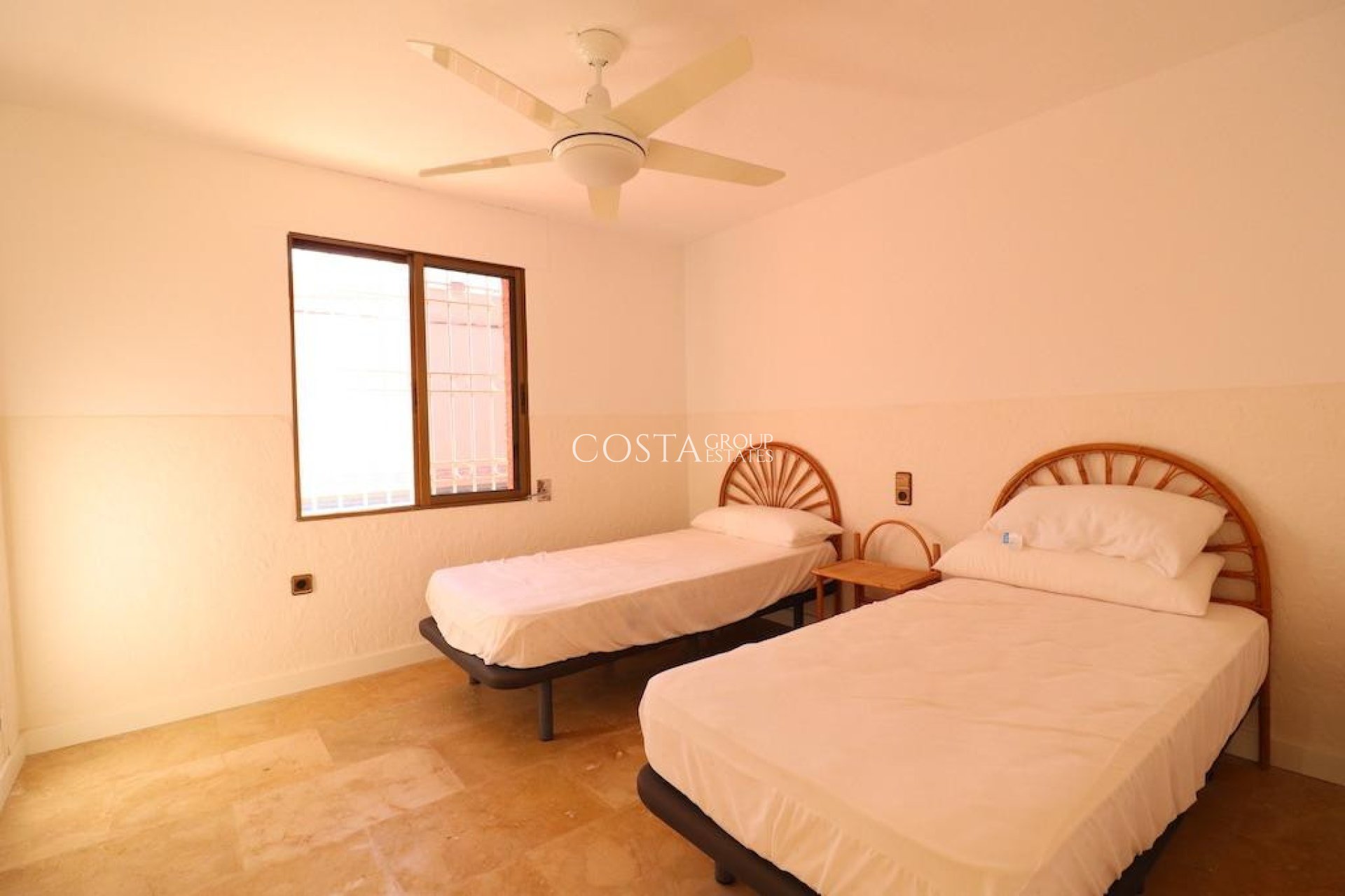 Wiederverkauf - Villa -
Orihuela - Cabo Roig