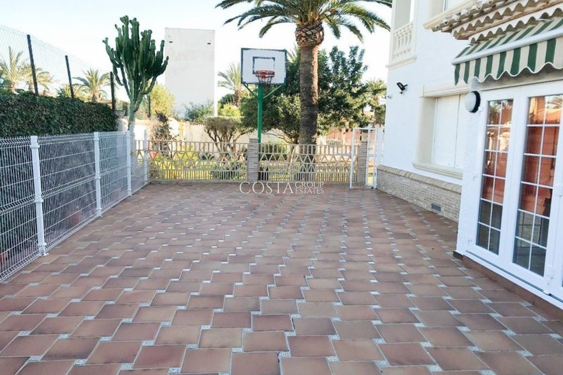 Wiederverkauf - Villa -
Orihuela - Cabo Roig