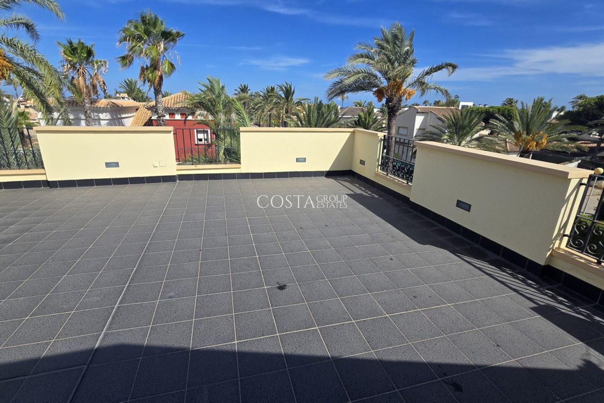 Wiederverkauf - Villa -
Orihuela - Cabo Roig