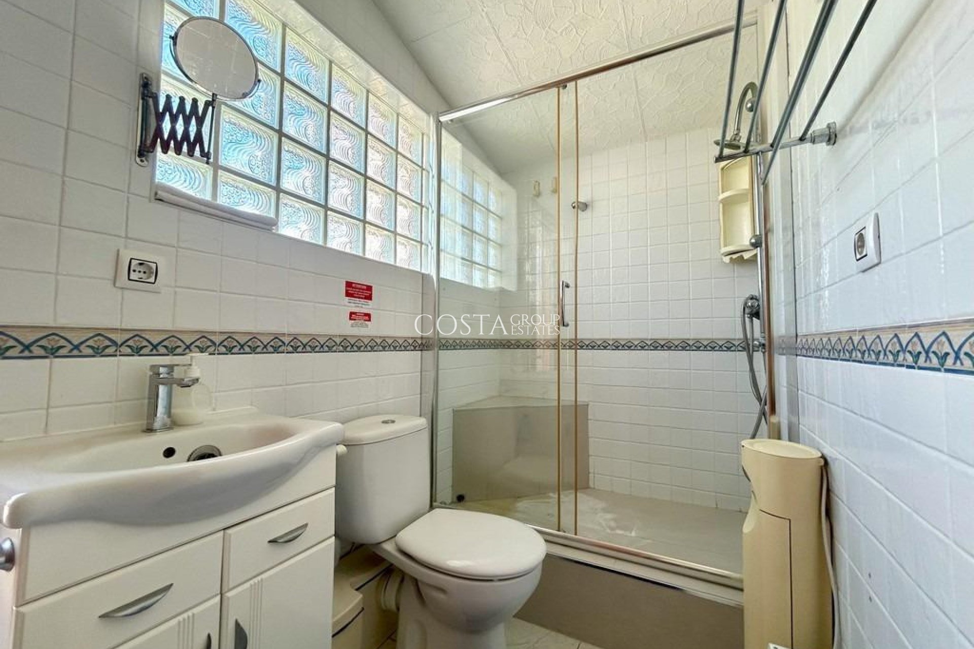 Wiederverkauf - Villa -
Orihuela - Cabo Roig