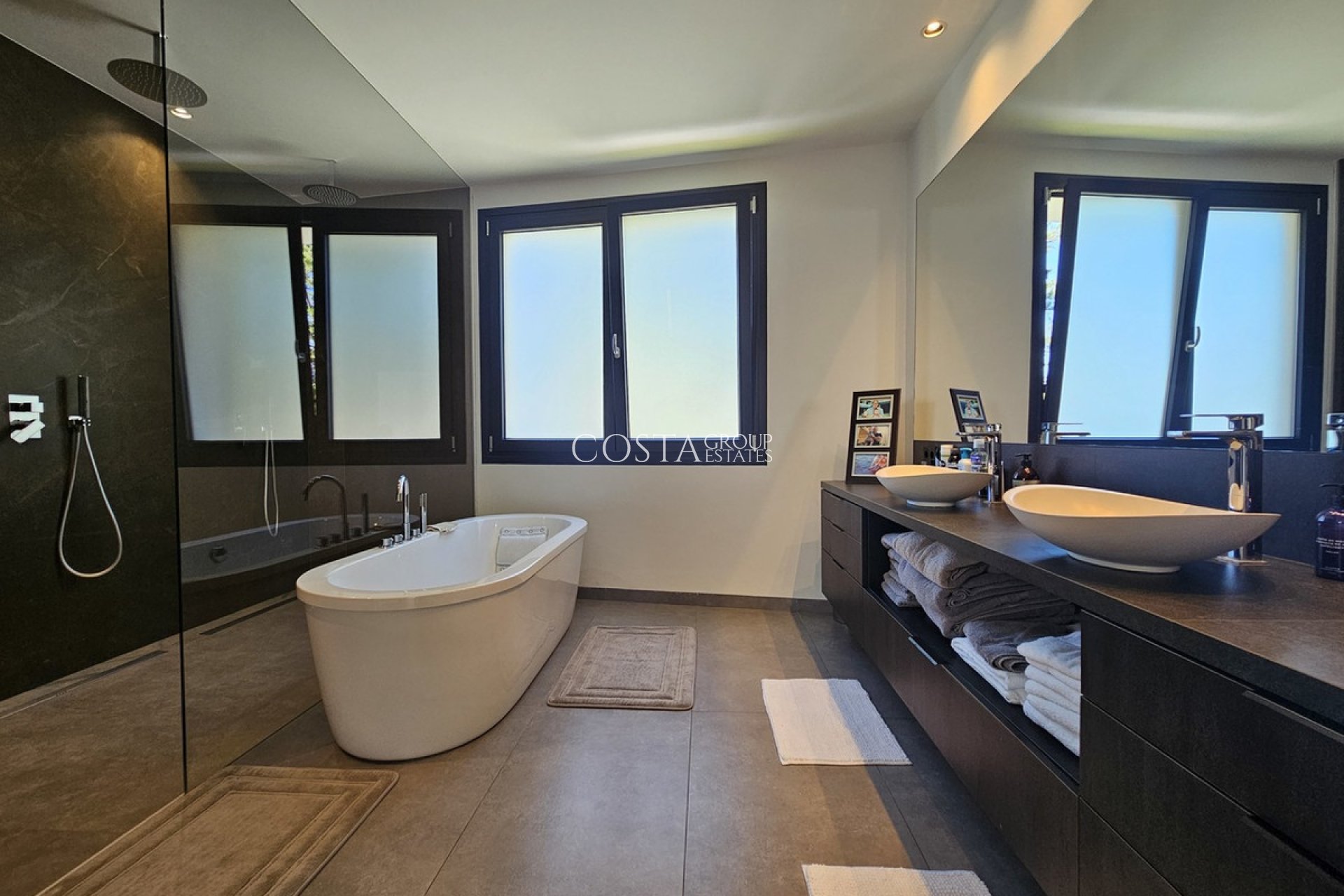 Wiederverkauf - Villa -
Orihuela Costa - Cabo Roig