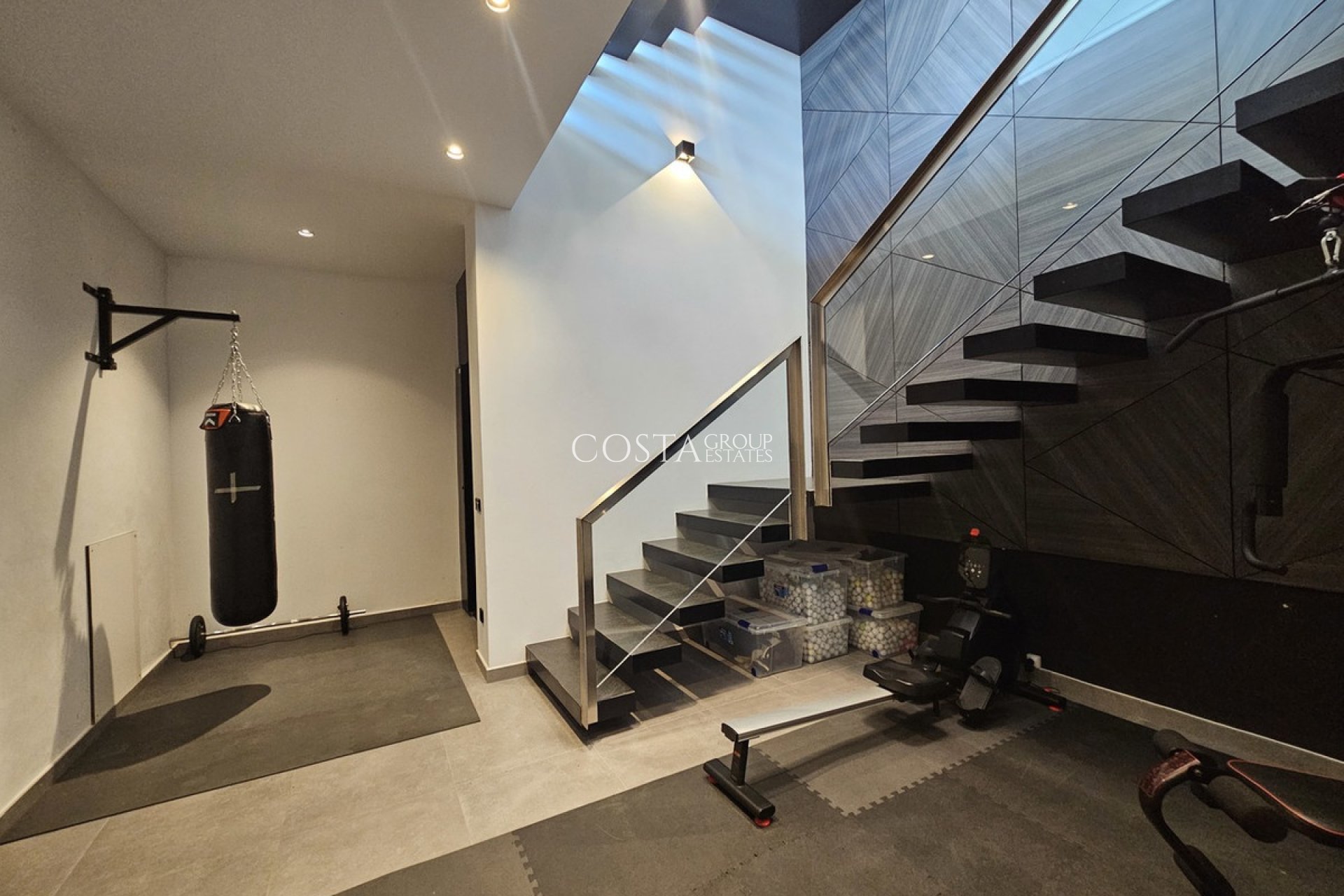 Wiederverkauf - Villa -
Orihuela Costa - Cabo Roig