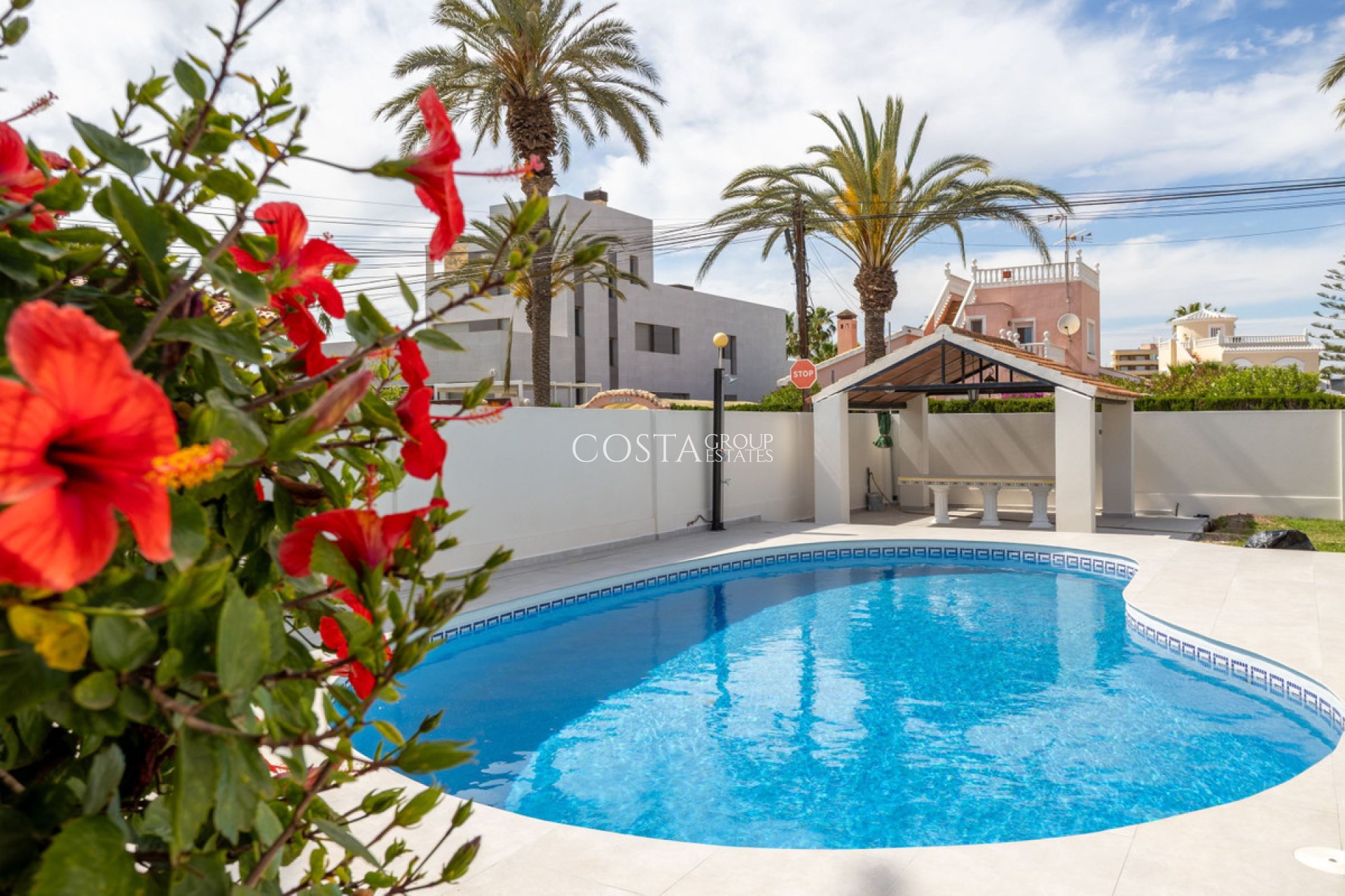 Wiederverkauf - Villa -
Orihuela Costa - Cabo Roig