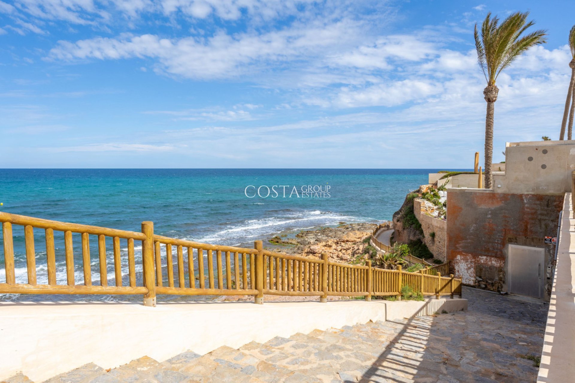 Wiederverkauf - Villa -
Orihuela Costa - Cabo Roig