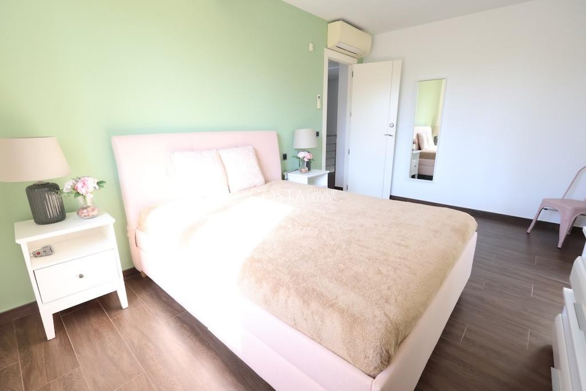 Wiederverkauf - Villa -
Orihuela Costa - Cabo Roig