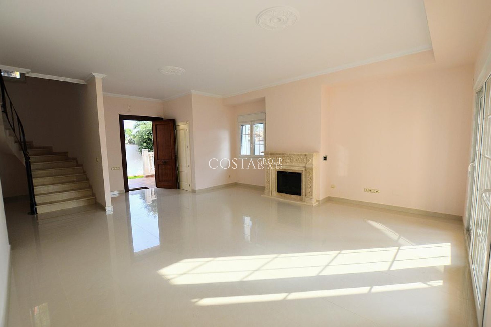 Wiederverkauf - Villa -
Orihuela Costa - Cabo Roig