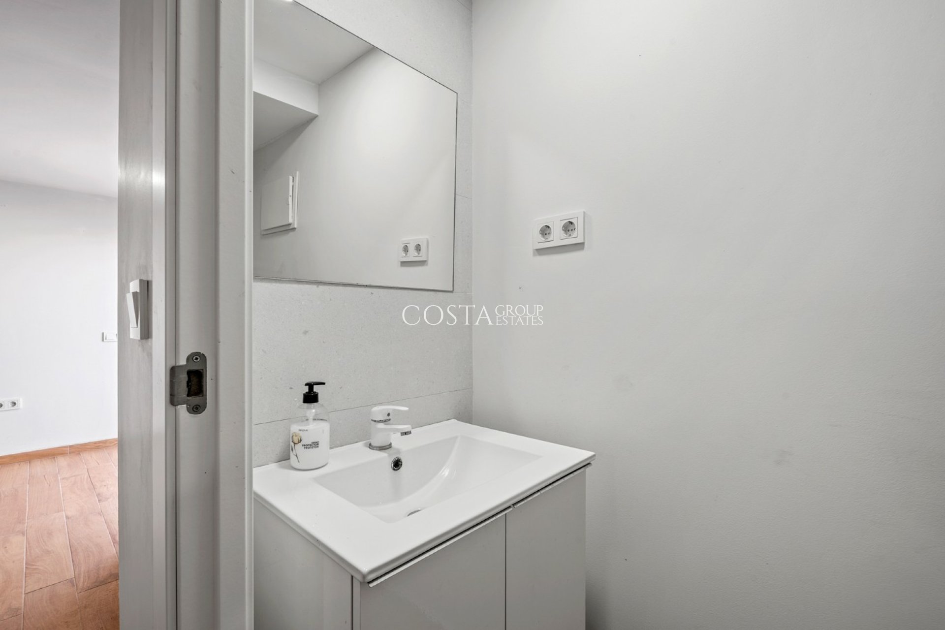 Wiederverkauf - Villa -
Orihuela Costa - Castillo de Don Juan