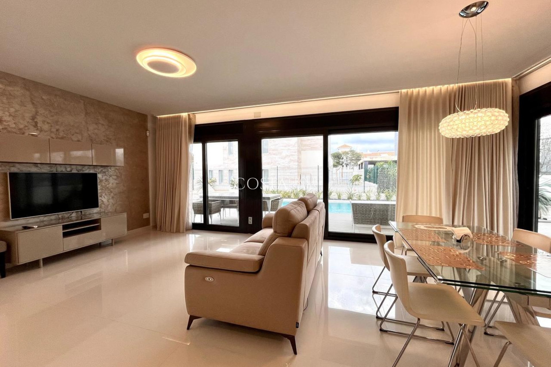 Wiederverkauf - Villa -
Orihuela Costa - Dehesa de Campoamor