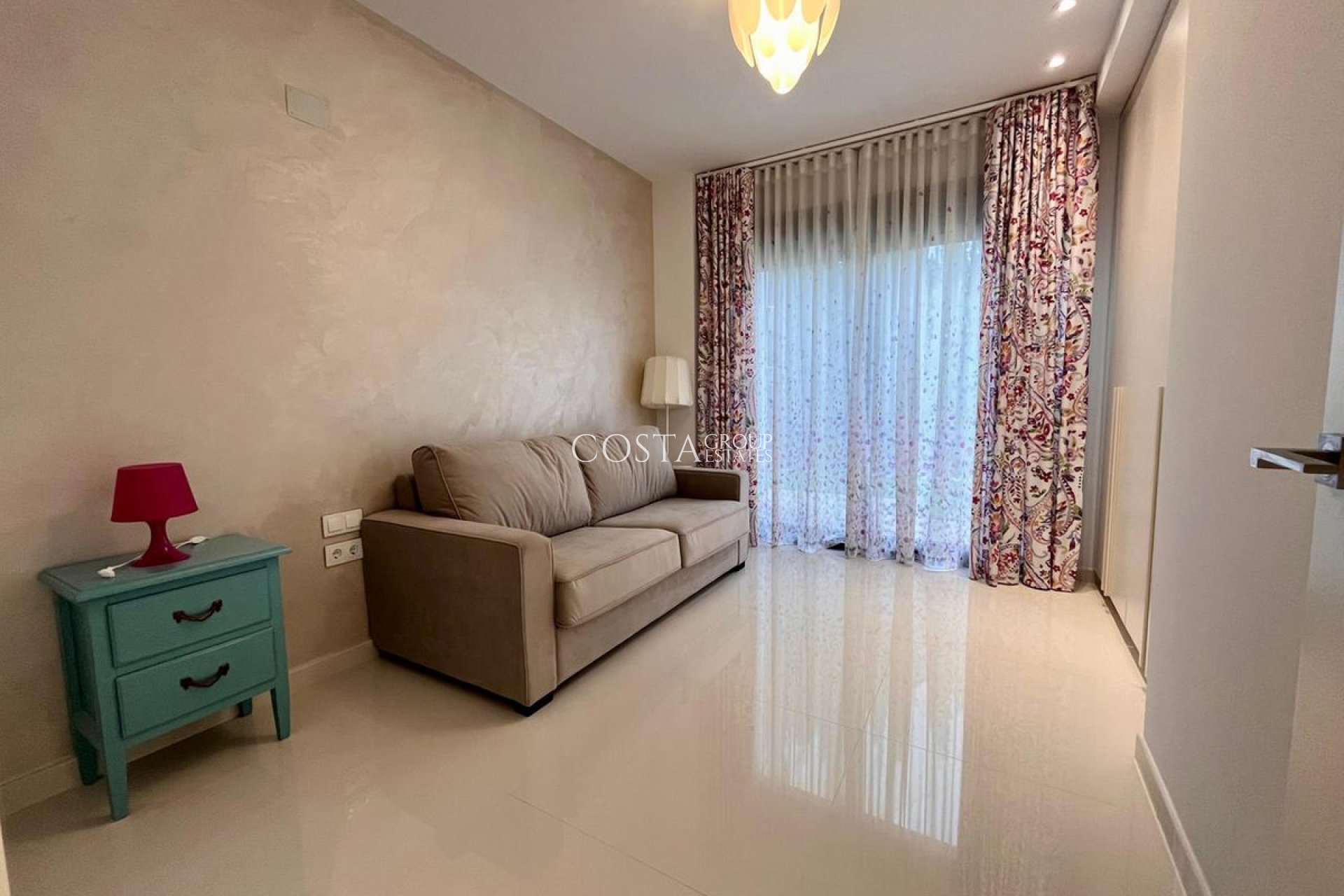 Wiederverkauf - Villa -
Orihuela Costa - Dehesa de Campoamor