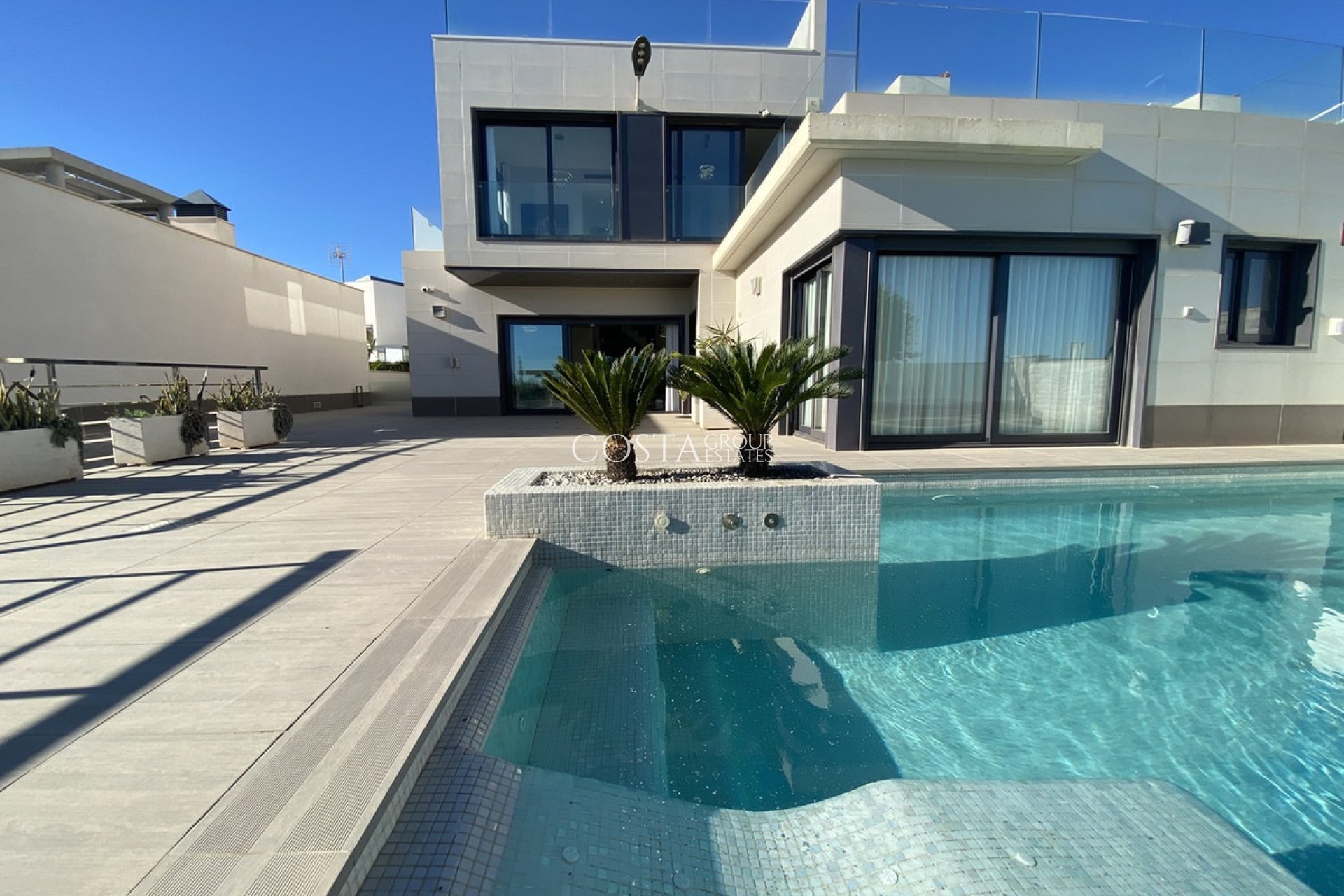 Wiederverkauf - Villa -
Orihuela Costa - Dehesa de Campoamor