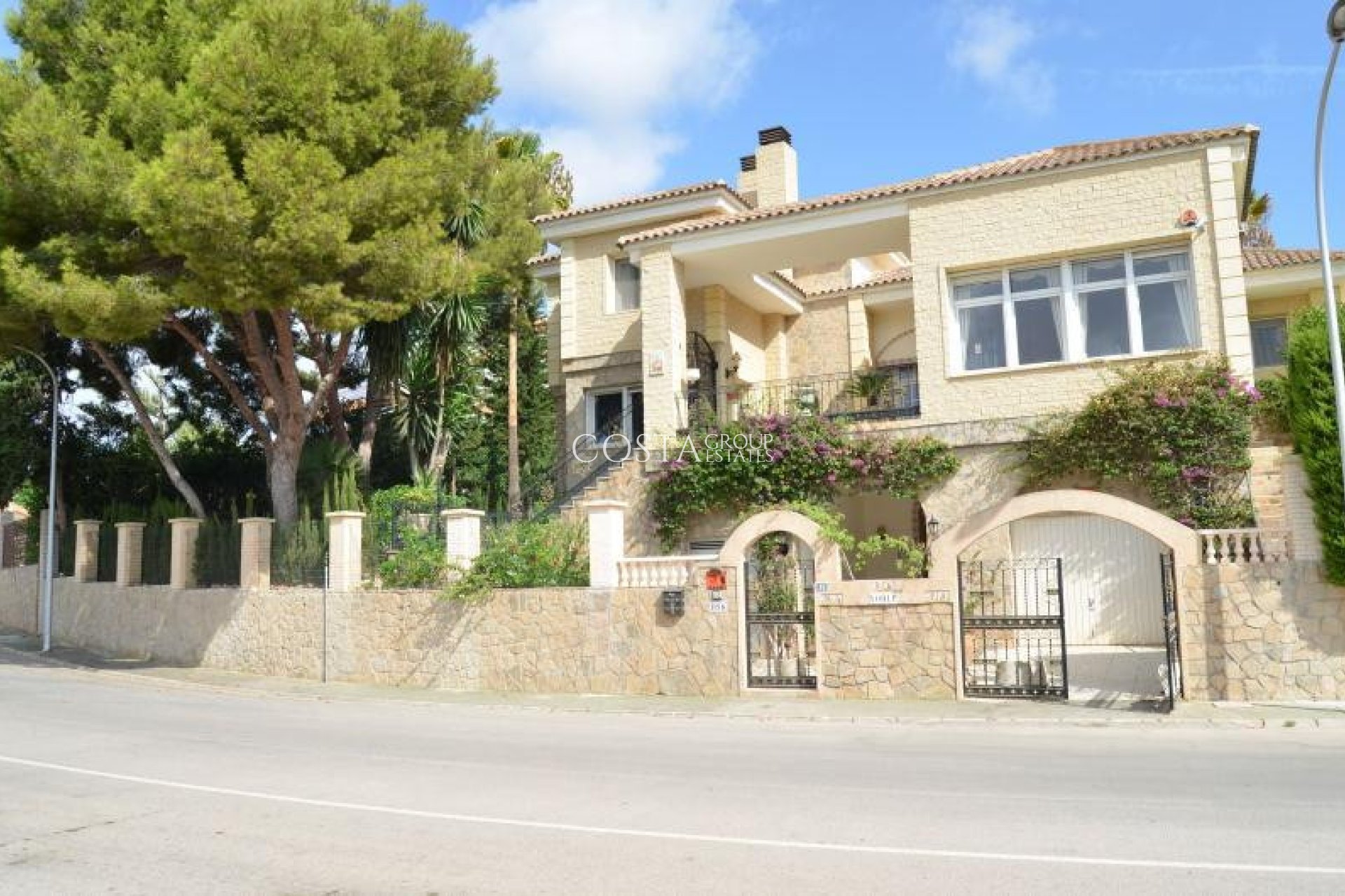 Wiederverkauf - Villa -
Orihuela Costa - Dehesa de Campoamor