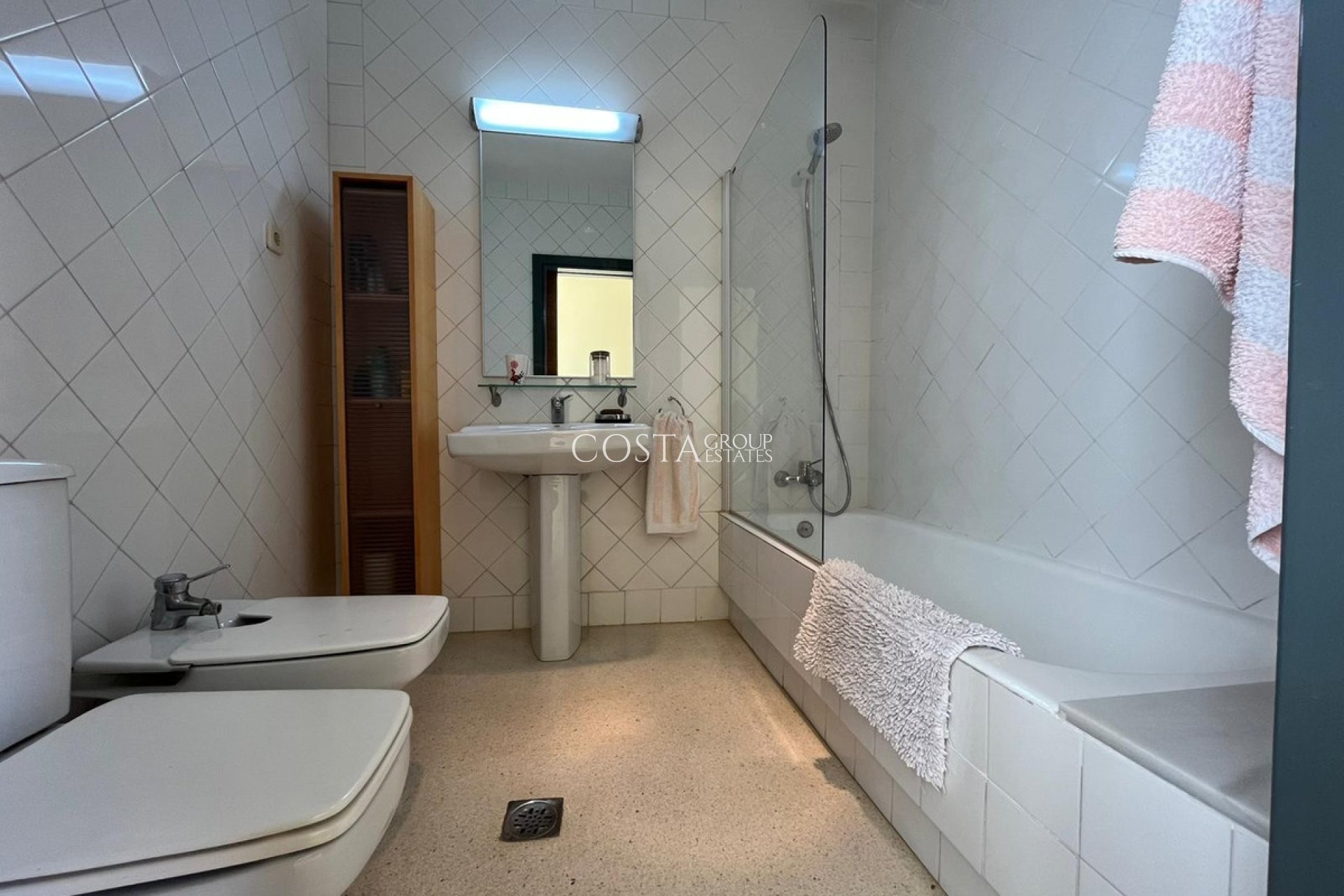 Wiederverkauf - Villa -
Orihuela Costa - Dehesa de Campoamor