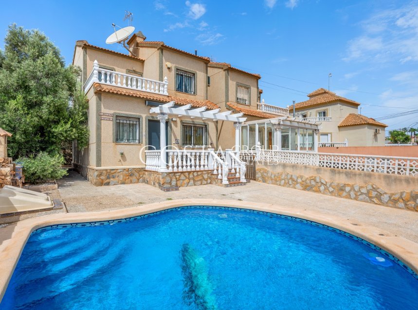 Wiederverkauf - Villa -
Orihuela Costa - El Galan
