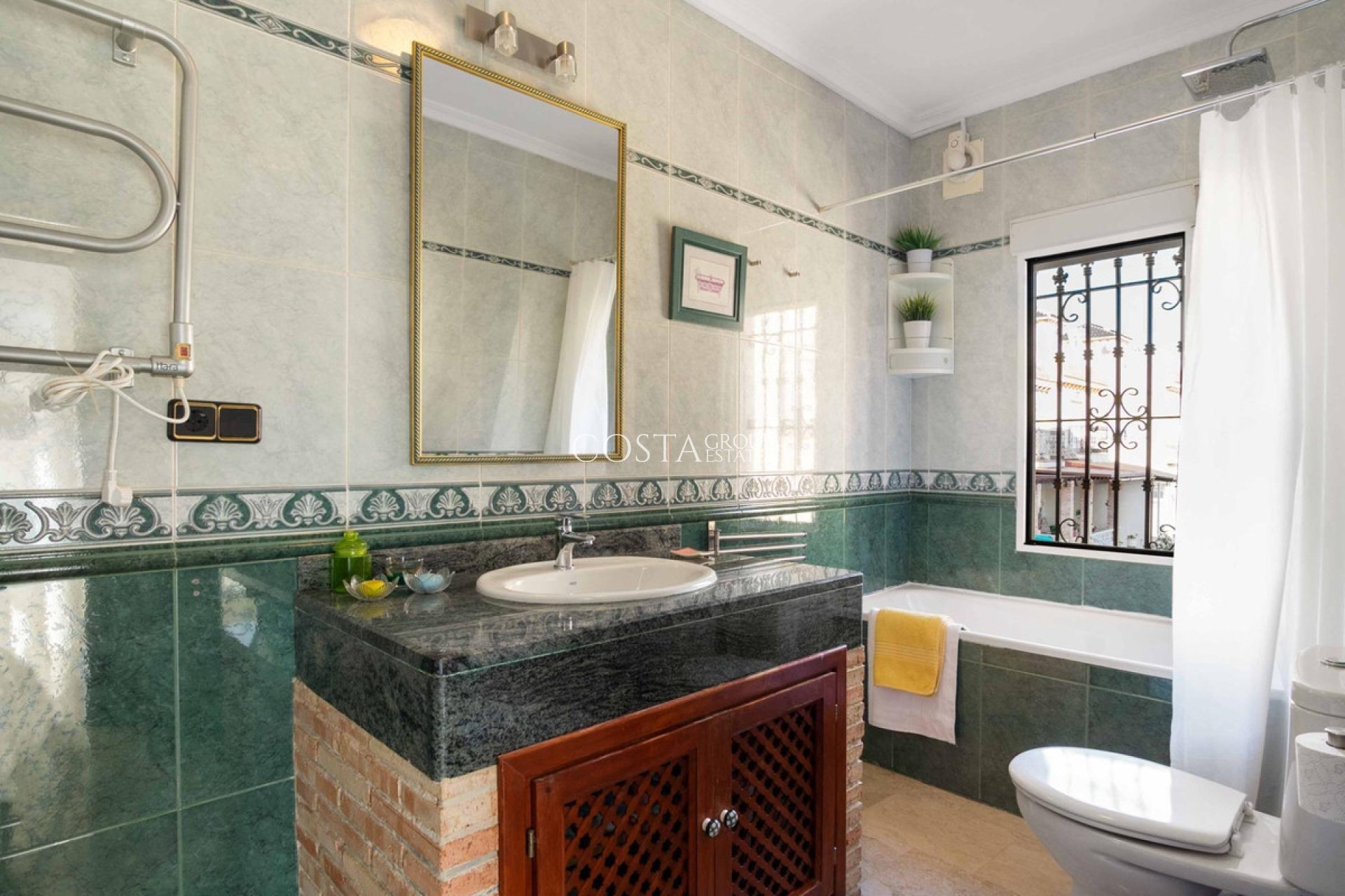 Wiederverkauf - Villa -
Orihuela Costa - La Florida