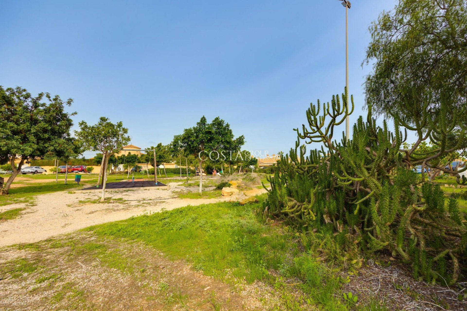 Wiederverkauf - Villa -
Orihuela Costa - La Florida