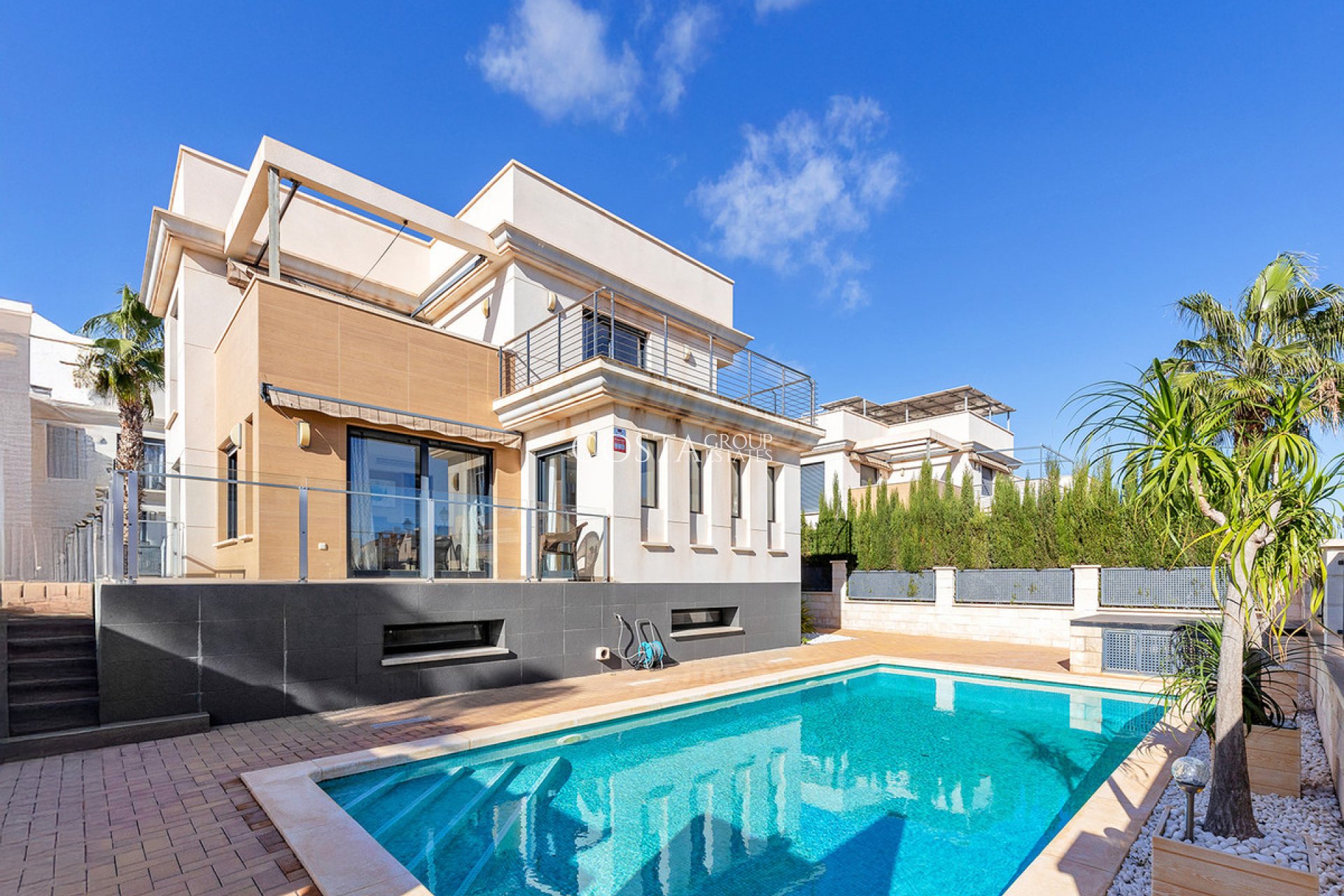 Wiederverkauf - Villa -
Orihuela Costa - La Zenia