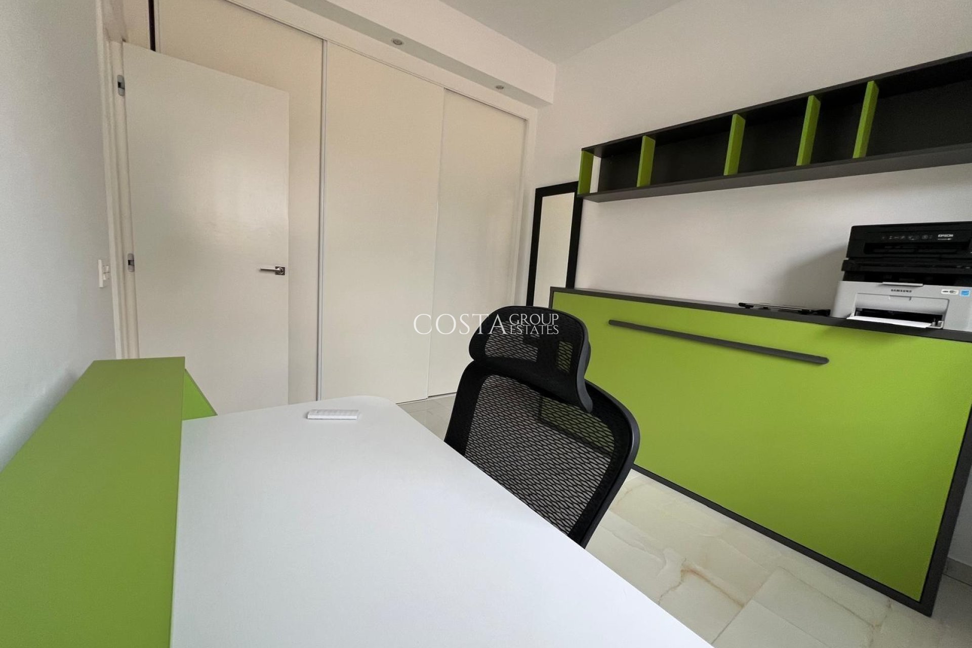 Wiederverkauf - Villa -
Orihuela Costa - Lomas De Cabo Roig