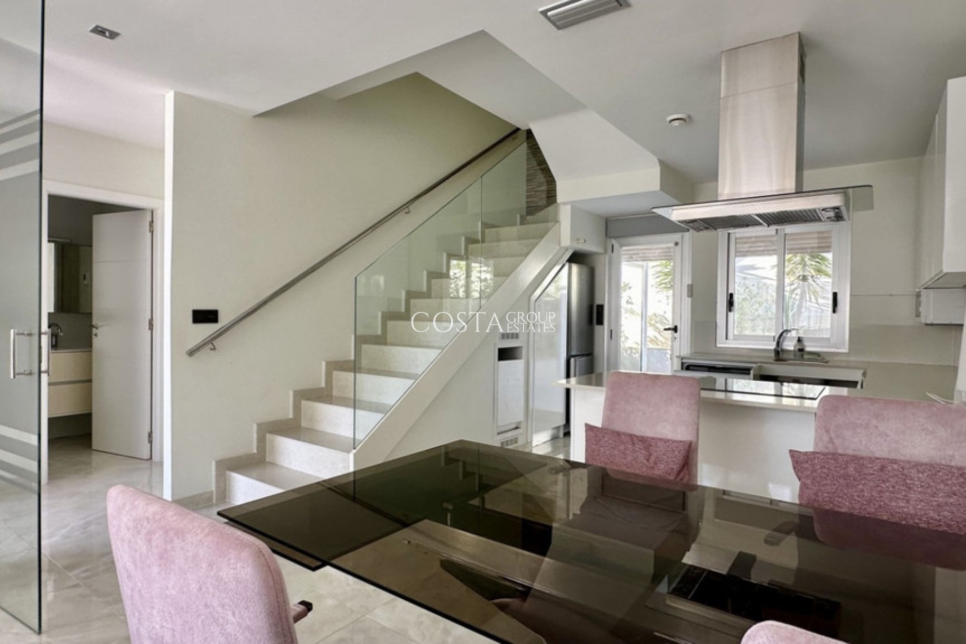 Wiederverkauf - Villa -
Orihuela Costa - Lomas de Cabo Roig