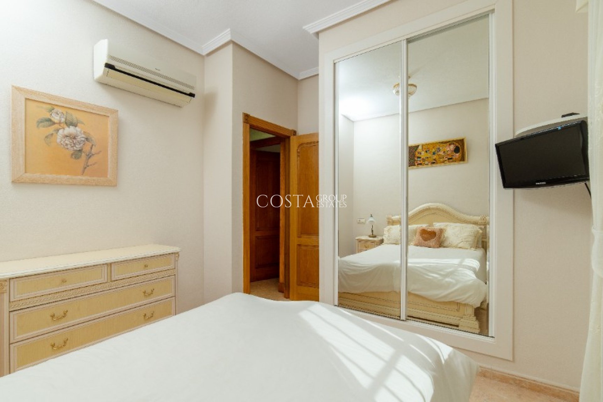 Wiederverkauf - Villa -
Orihuela Costa - Los Altos