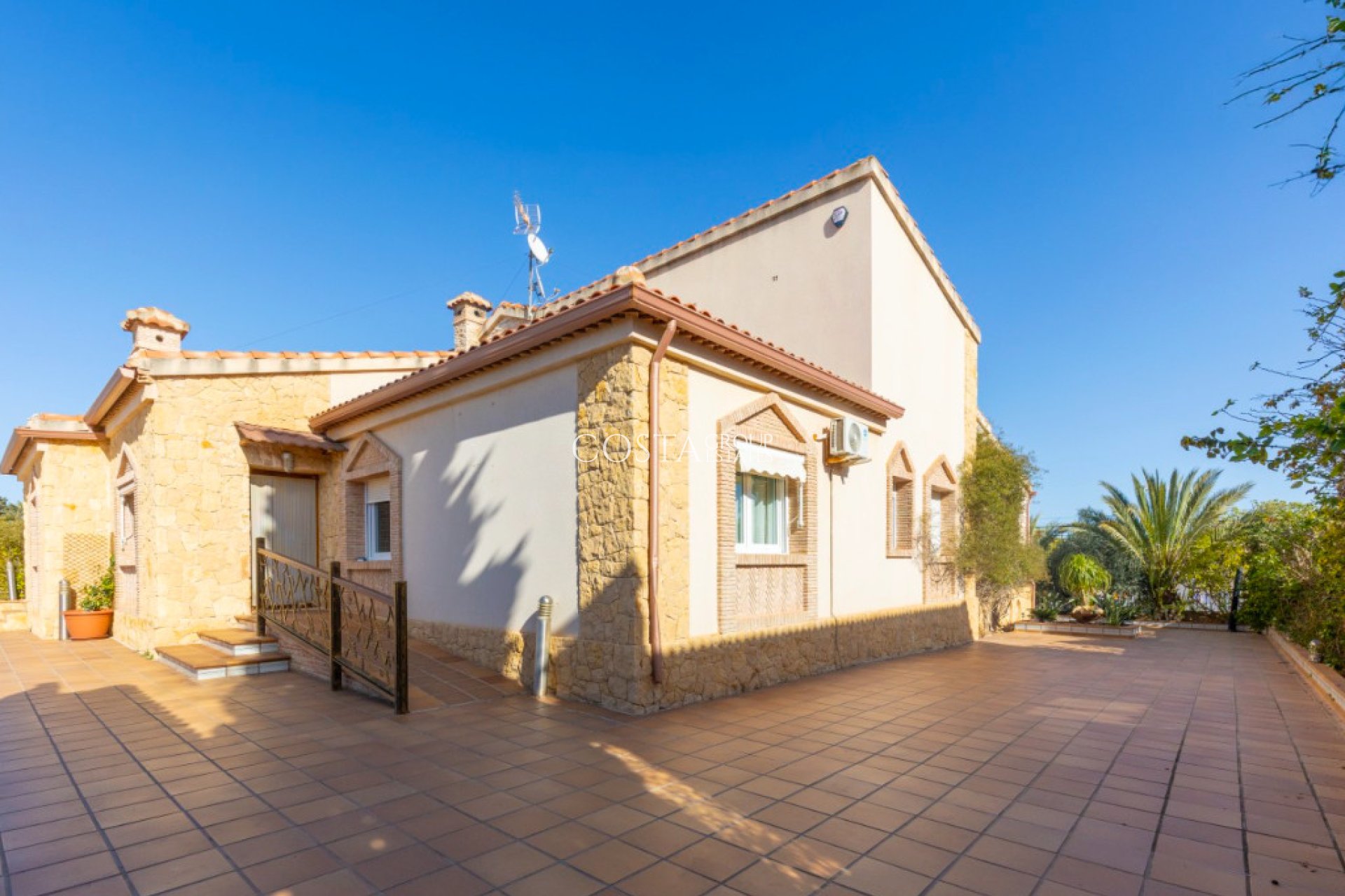 Wiederverkauf - Villa -
Orihuela Costa - Los Altos