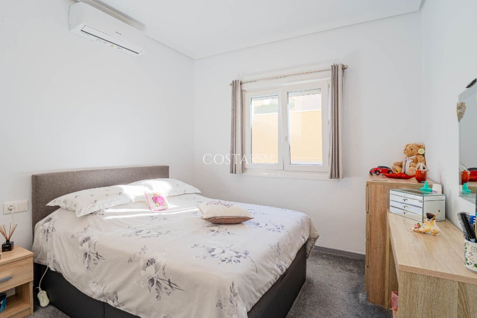 Wiederverkauf - Villa -
Orihuela Costa - Los Altos