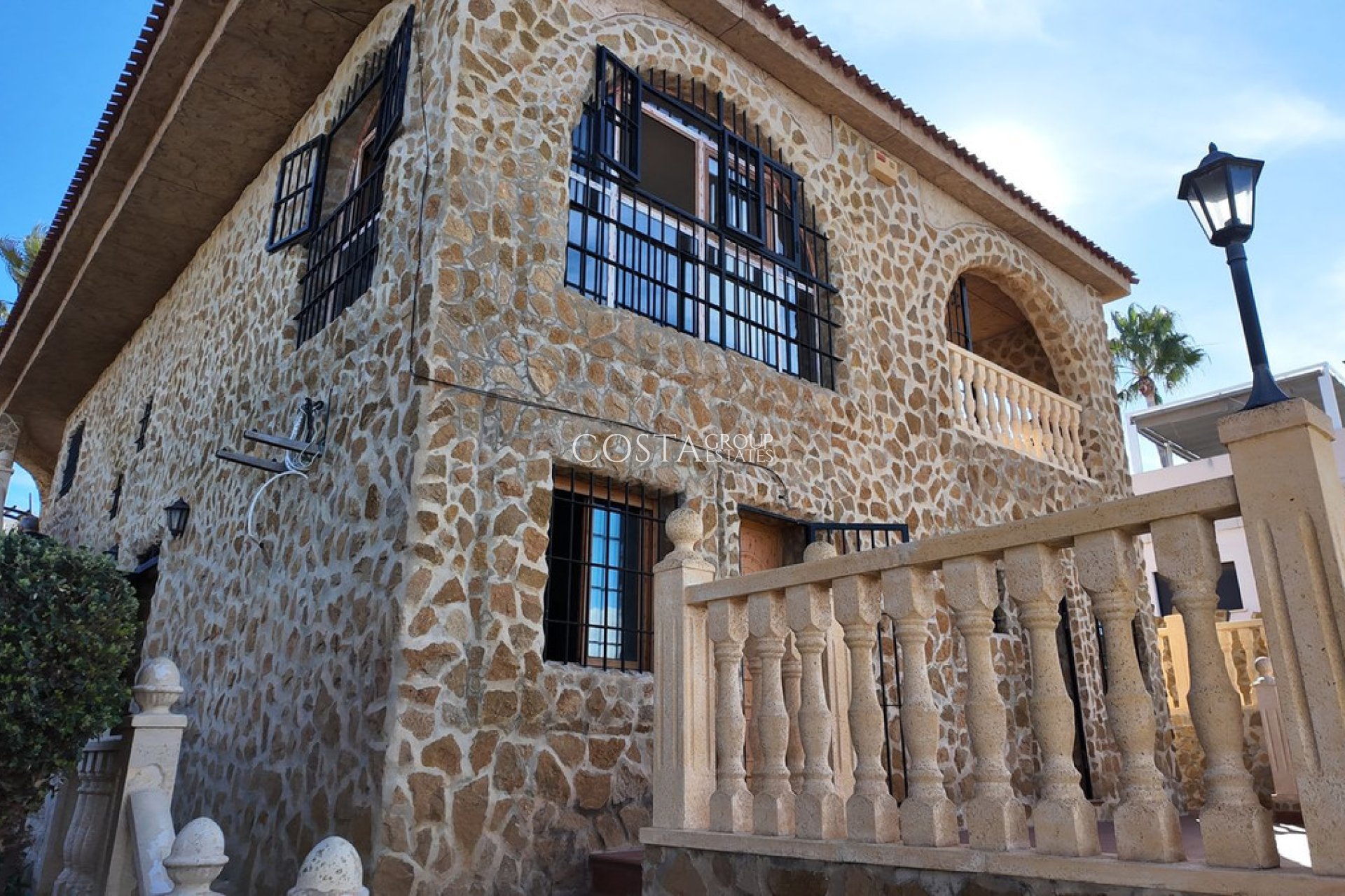 Wiederverkauf - Villa -
Orihuela Costa - Los Balcones