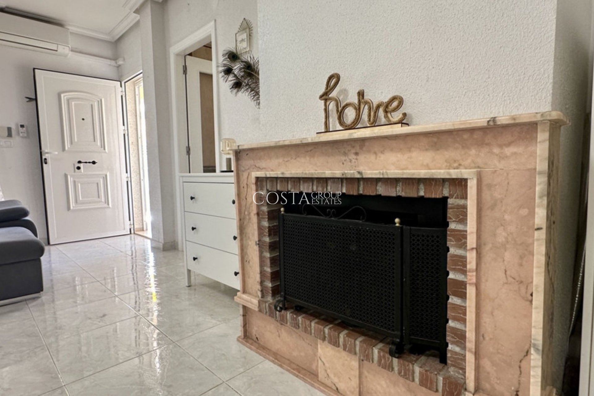 Wiederverkauf - Villa -
Orihuela Costa - Los Dolses