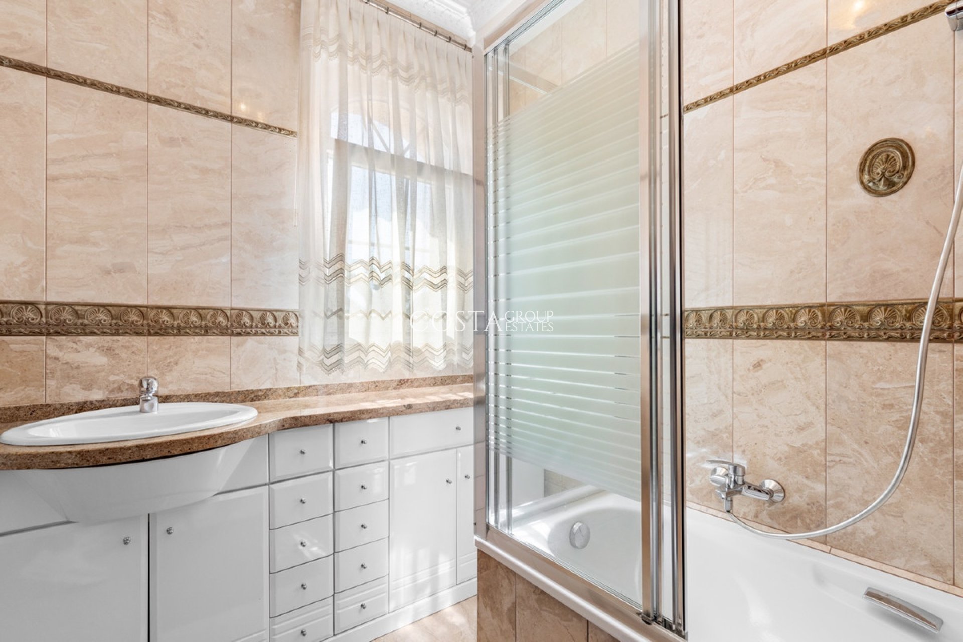 Wiederverkauf - Villa -
Orihuela Costa - Playa Flamenca