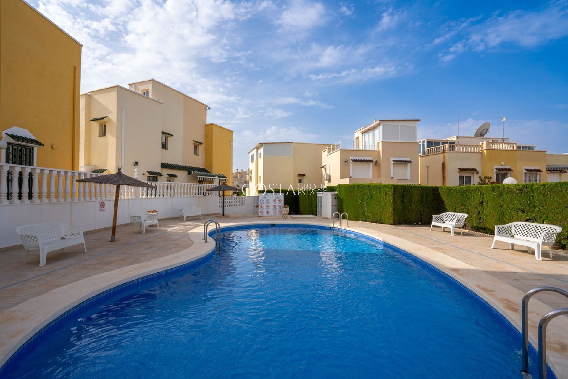 Wiederverkauf - Villa -
Orihuela Costa - Playa Flamenca
