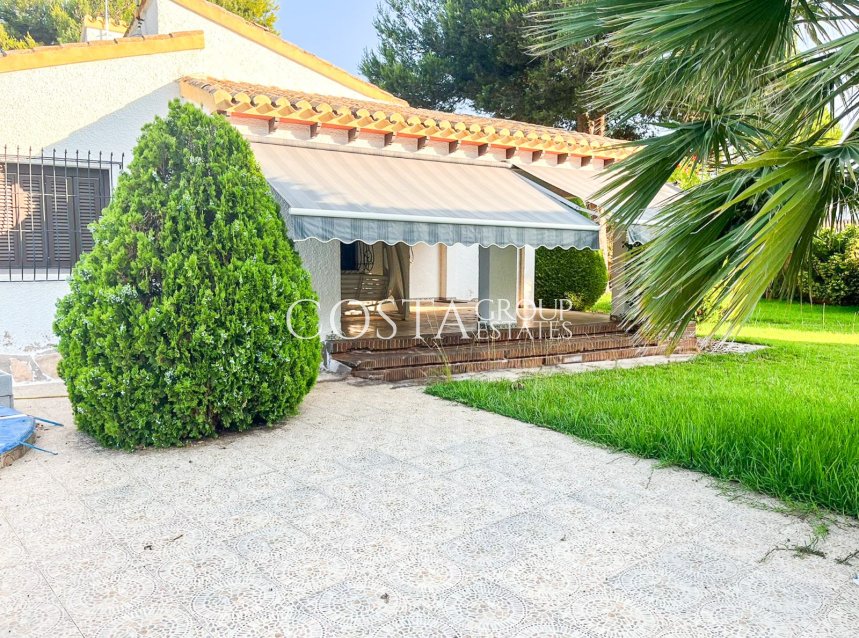Wiederverkauf - Villa -
Orihuela Costa - Punta Prima