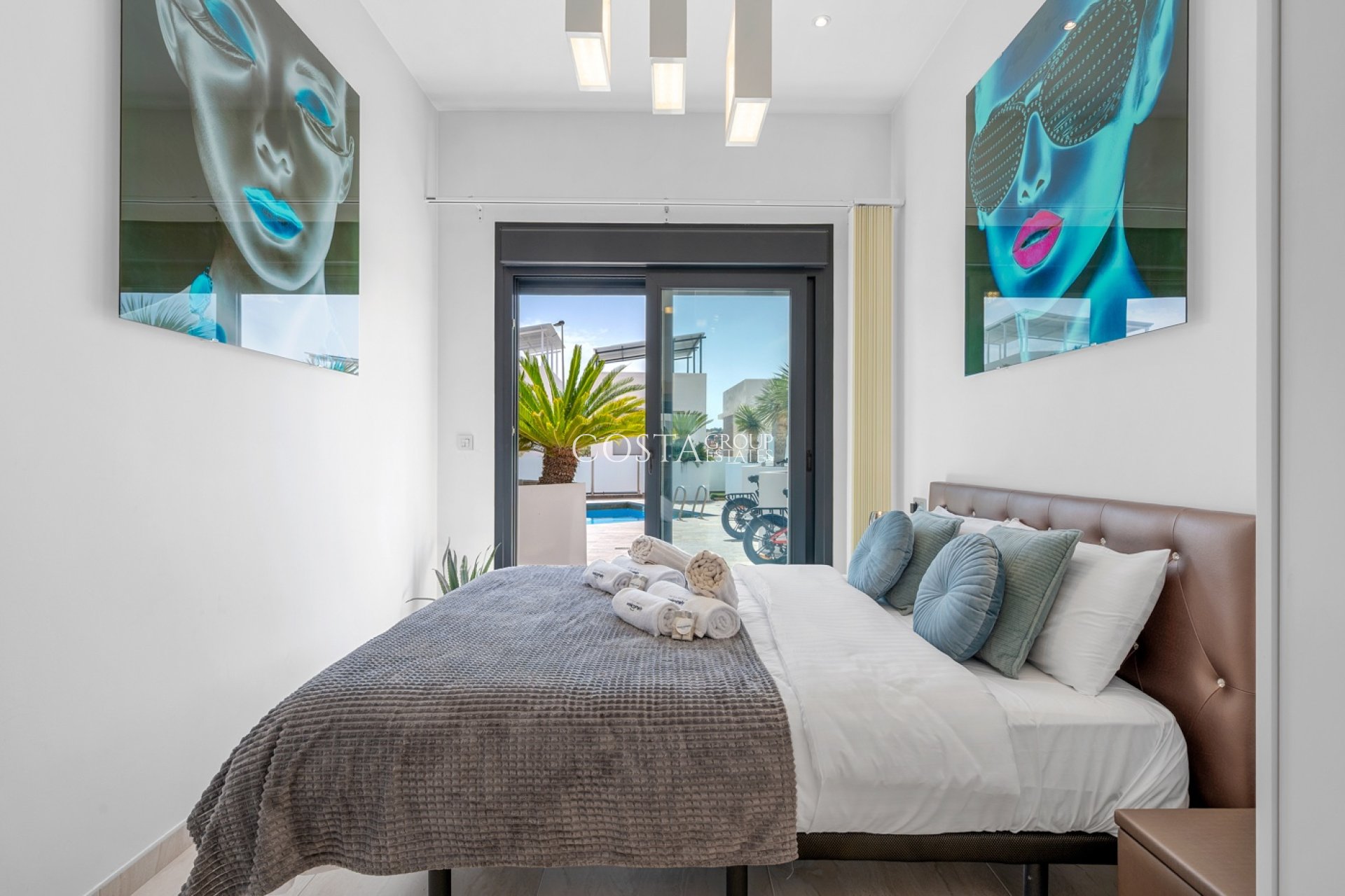 Wiederverkauf - Villa -
Orihuela Costa - Villamartín