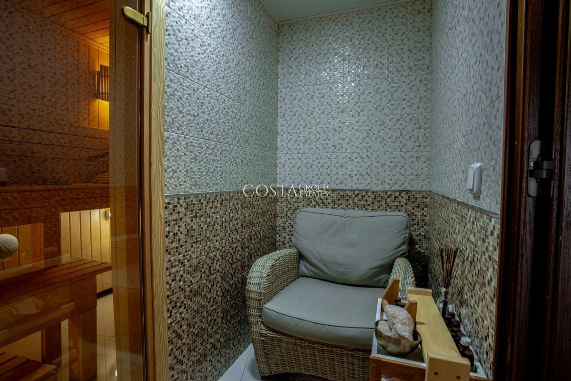 Wiederverkauf - Villa -
Orihuela Costa - Villamartin