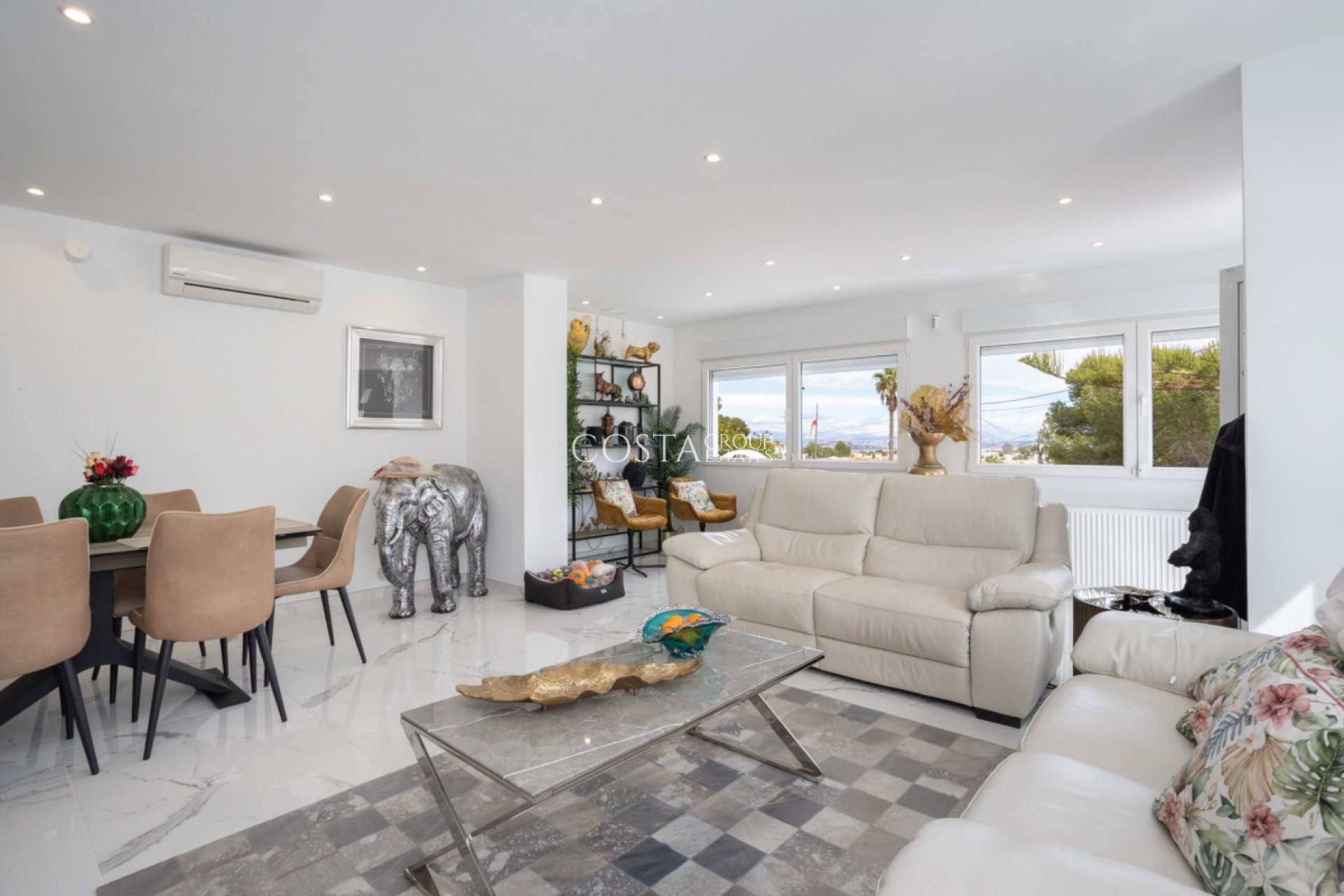 Wiederverkauf - Villa -
Orihuela Costa - Villamartin